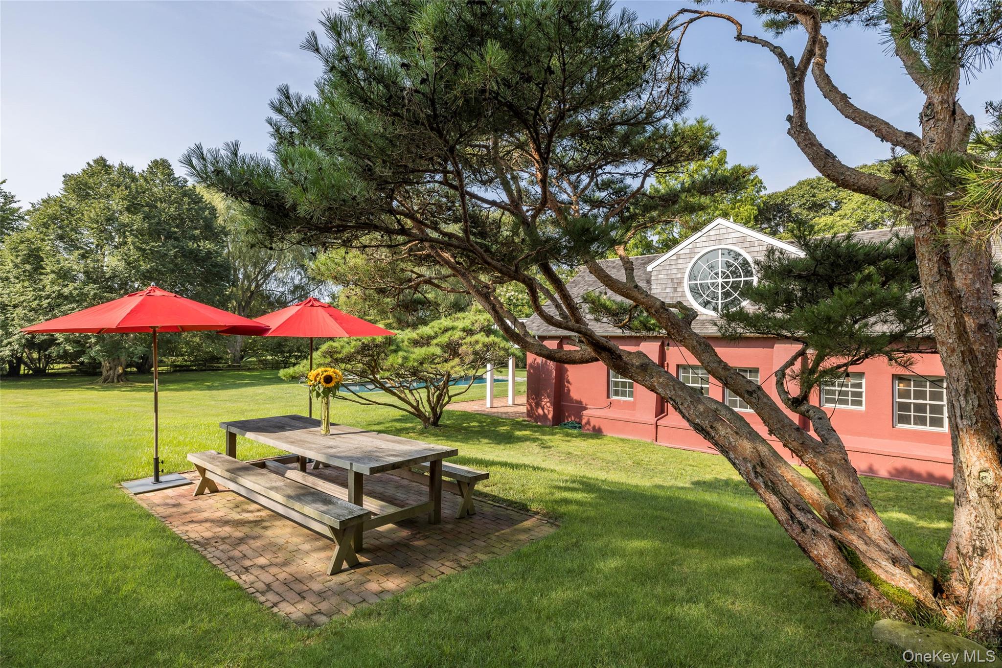 #16 photo, 26 Ruxton Road, East Hampton , NY 11937