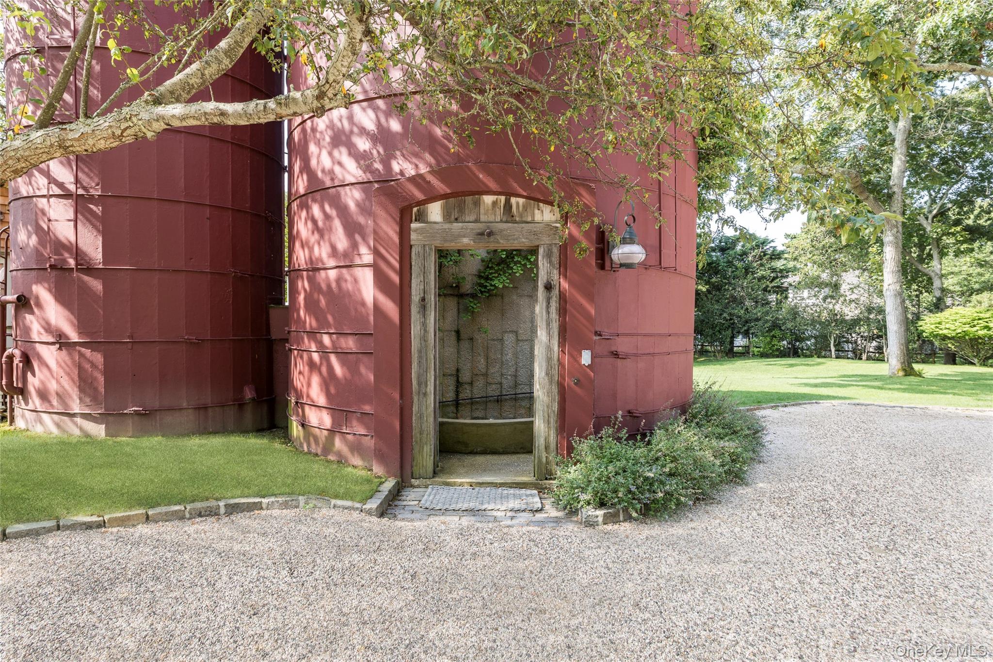 #5 photo, 26 Ruxton Road, East Hampton , NY 11937