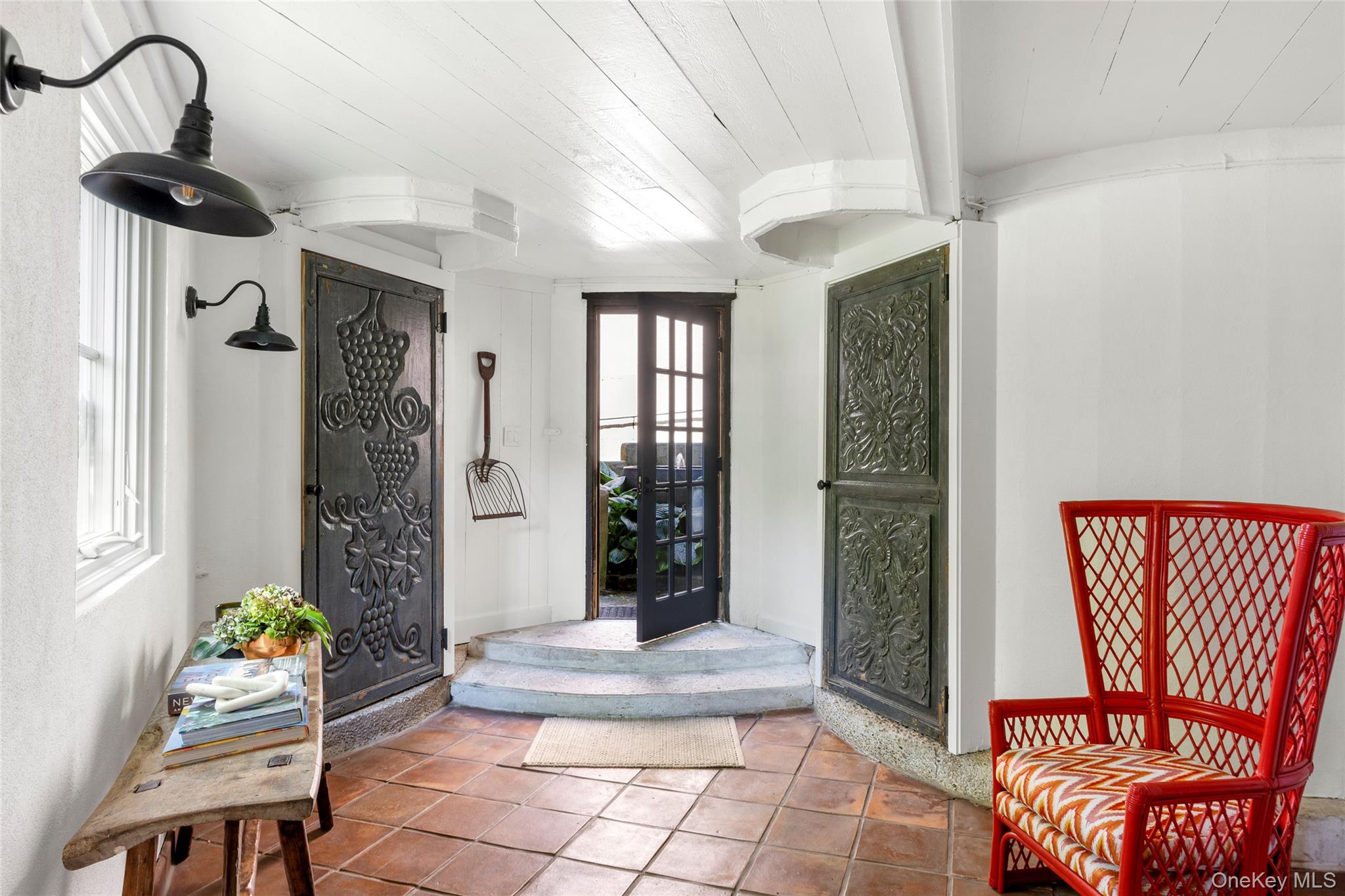 #8 photo, 26 Ruxton Road, East Hampton , NY 11937