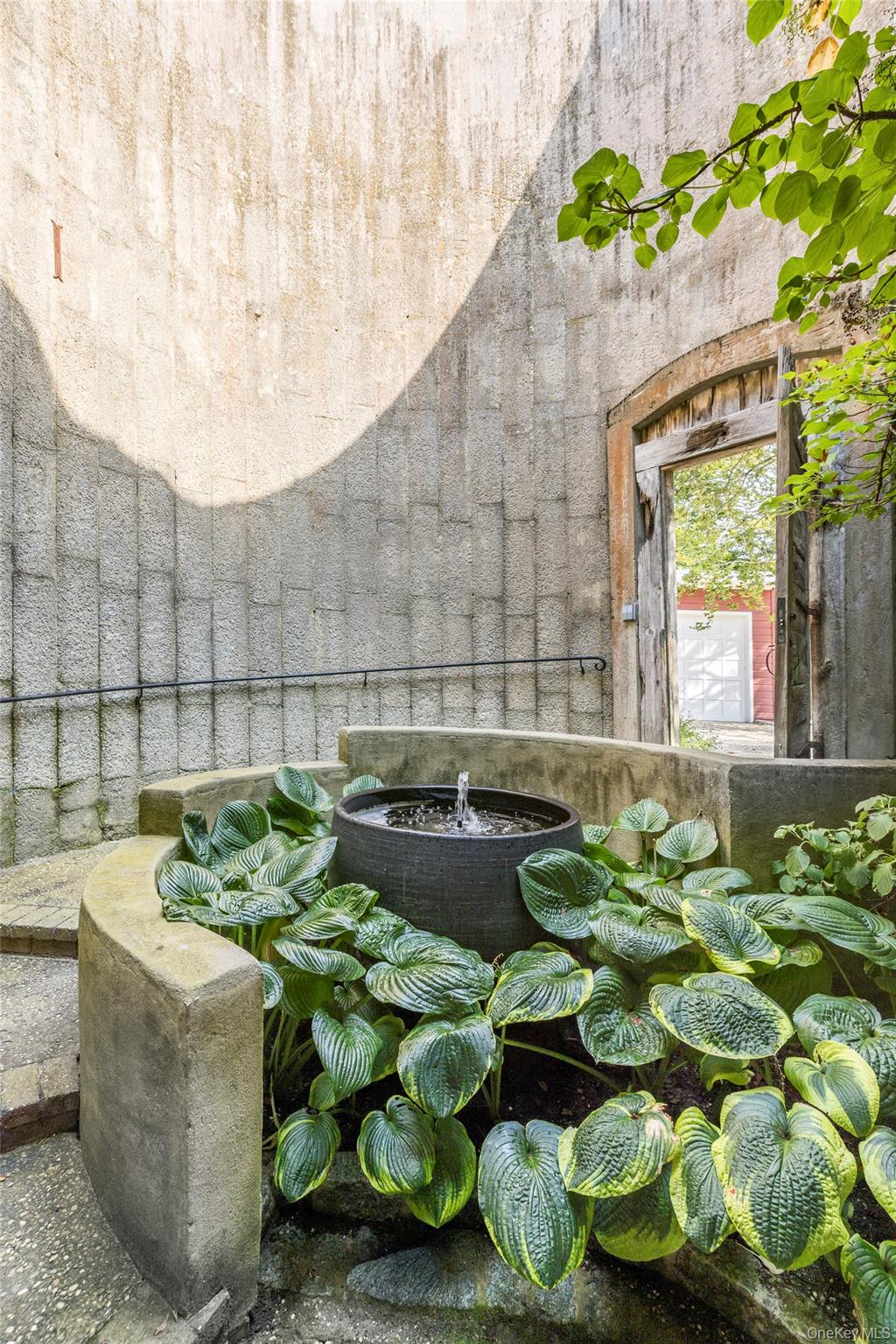 #9 photo, 26 Ruxton Road, East Hampton , NY 11937