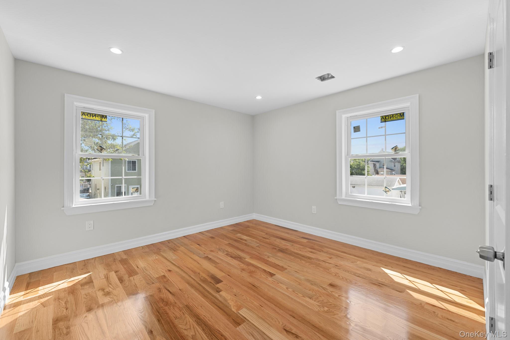 #17 photo, 13323 146th Street, クイーンズ区 South Ozone Park , NY 11436