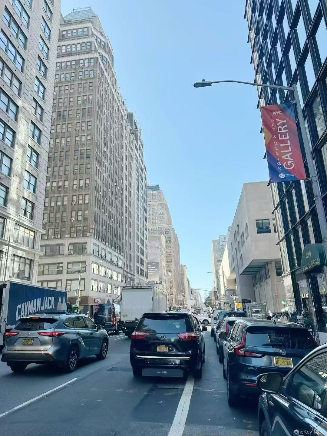 #1 photo, 3XX 7th Avenue, New York (Manhattan) , NY 10001