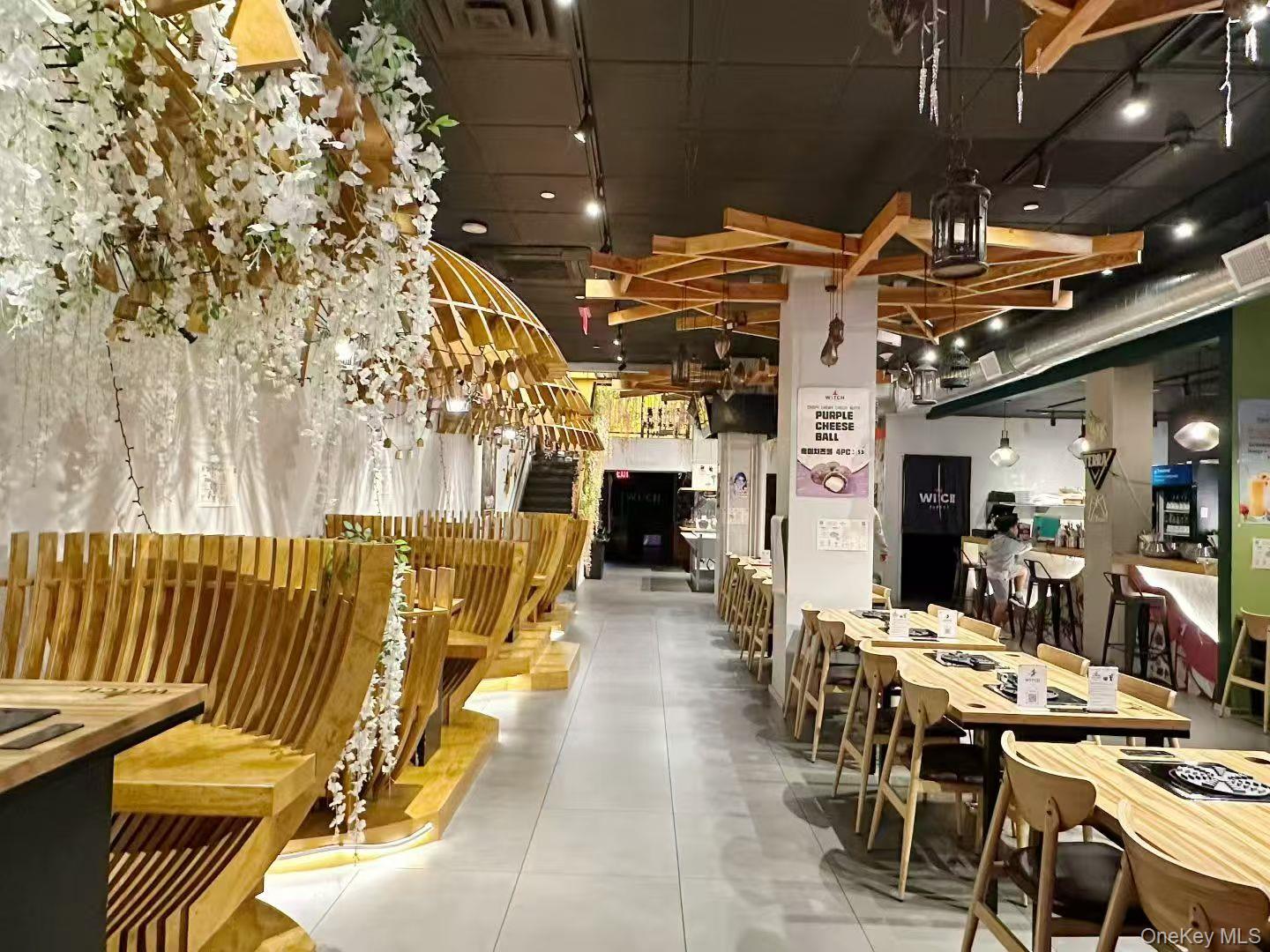 #5 photo, 3XX 7th Avenue, New York (Manhattan) , NY 10001