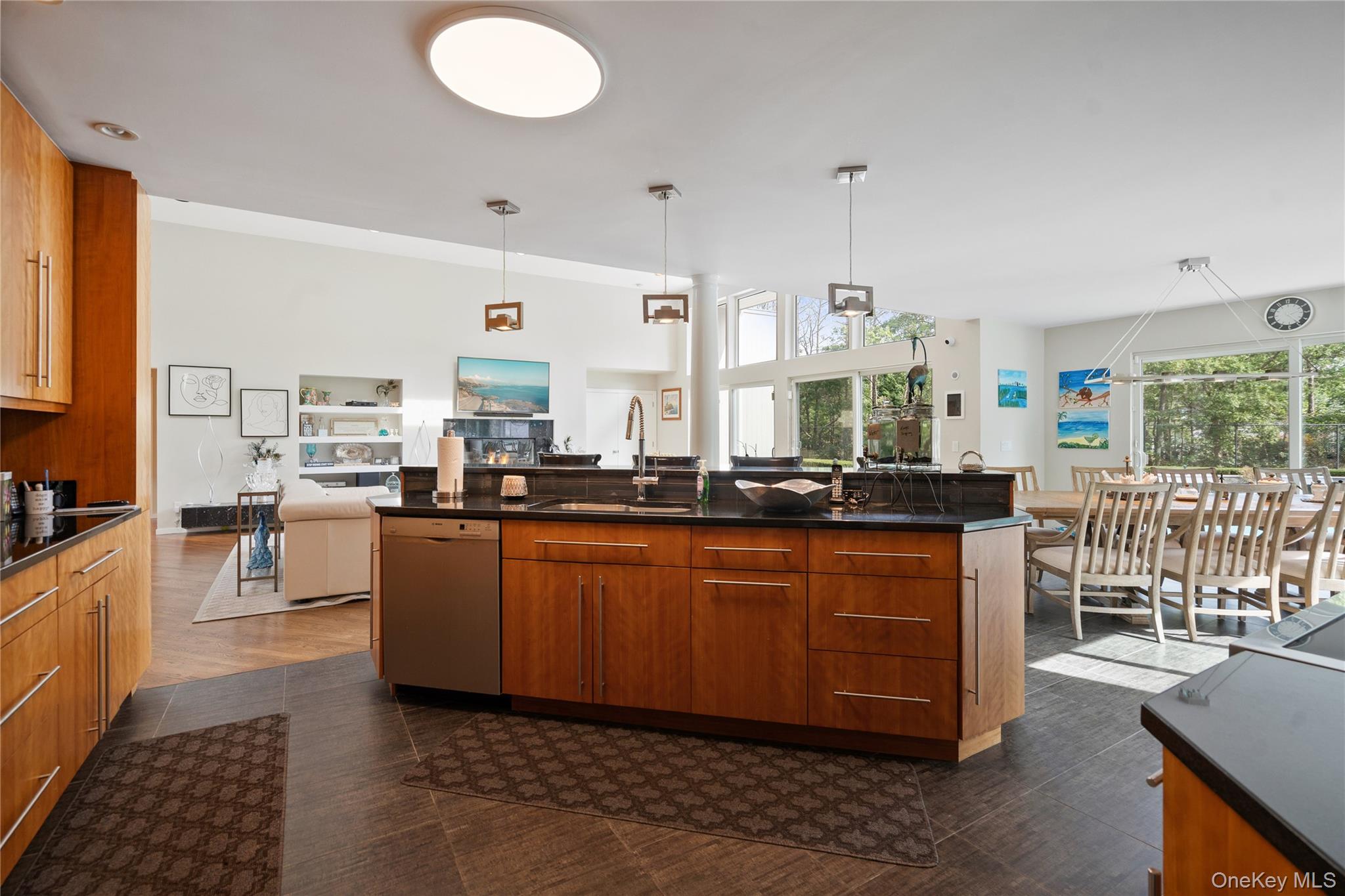 #11 photo, 9 Peacock Path, サフォーク郡 East Quogue , NY 11942