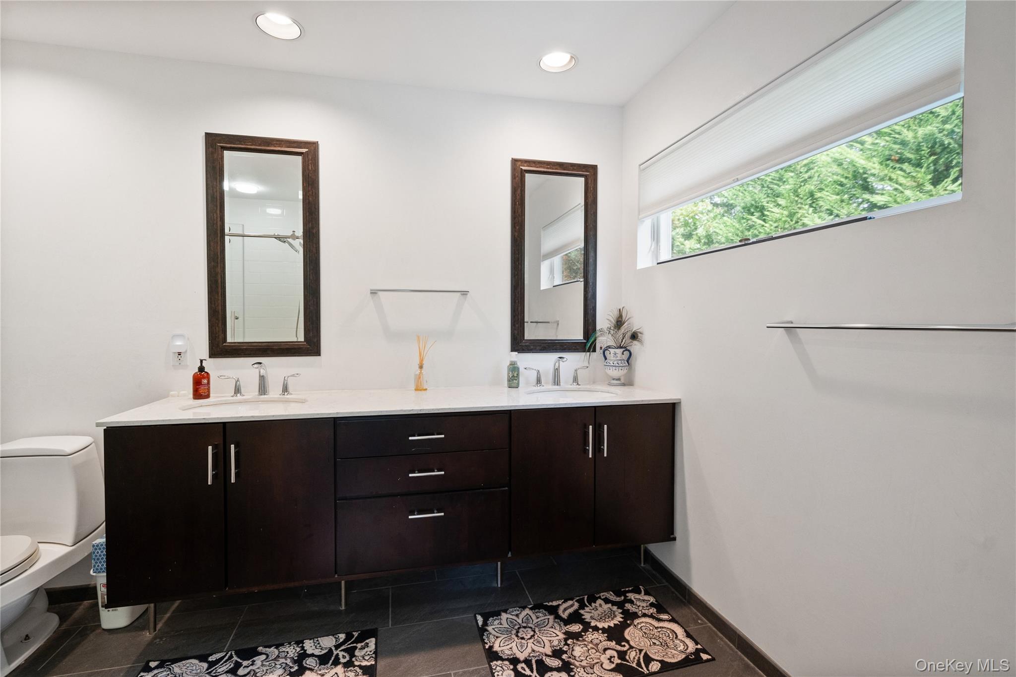 #14 photo, 9 Peacock Path, サフォーク郡 East Quogue , NY 11942