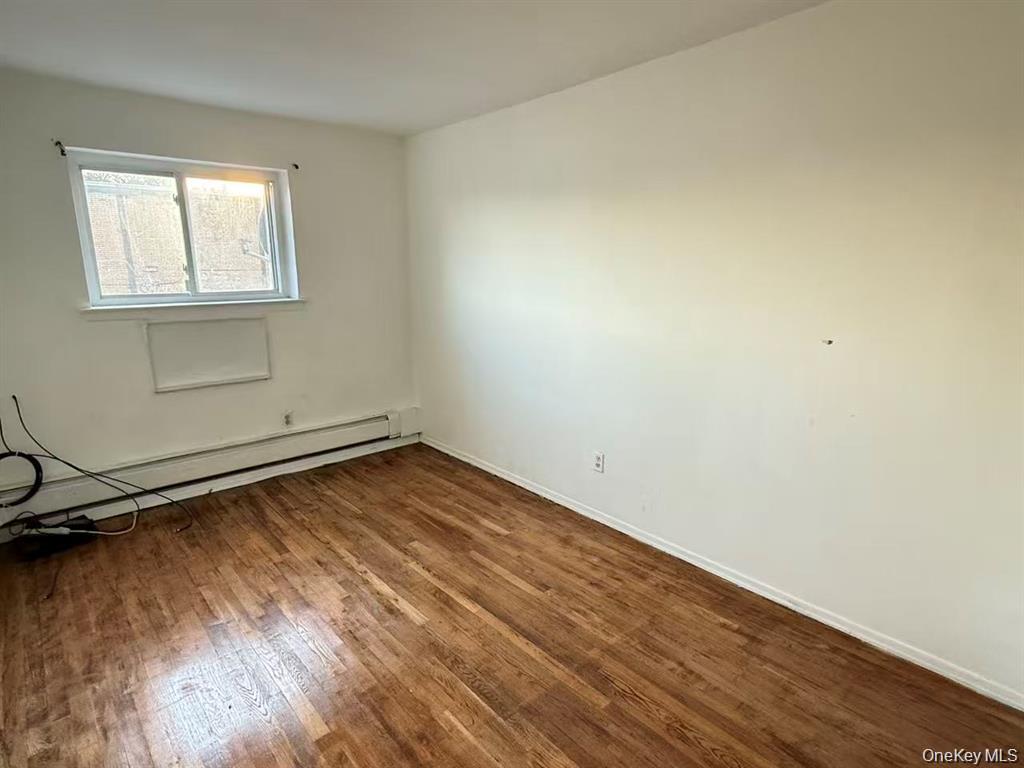 #7 photo, 94-15 97th Street, Jamaica , NY 11416