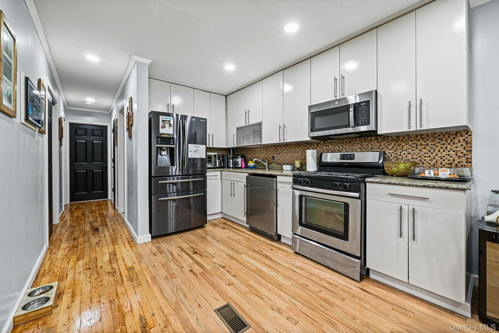 #4 photo, 7717 156th Avenue, クイーンズ区 Howard Beach , NY 11414