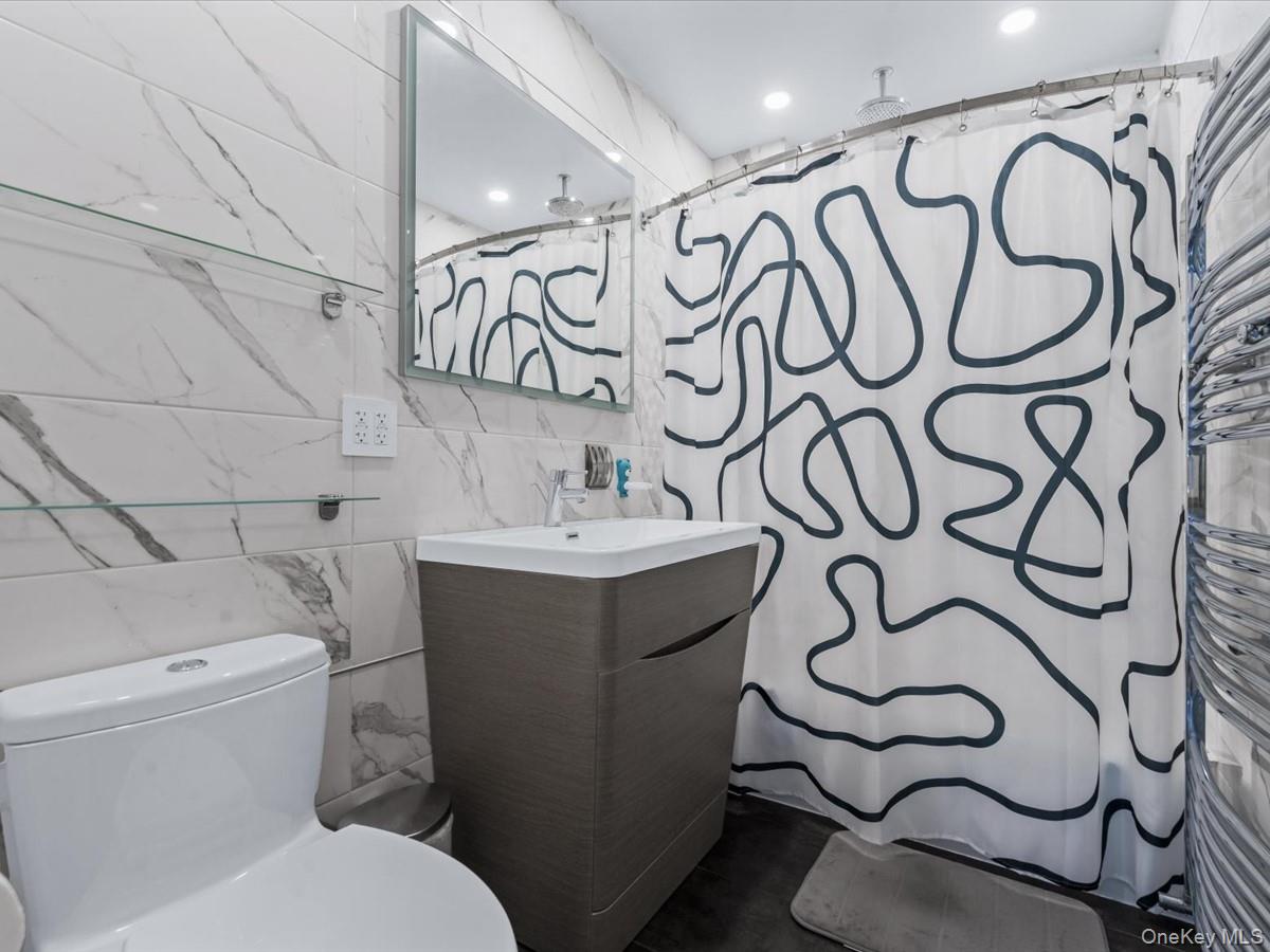 #10 photo, 16337 20th Avenue, Whitestone , NY 11357