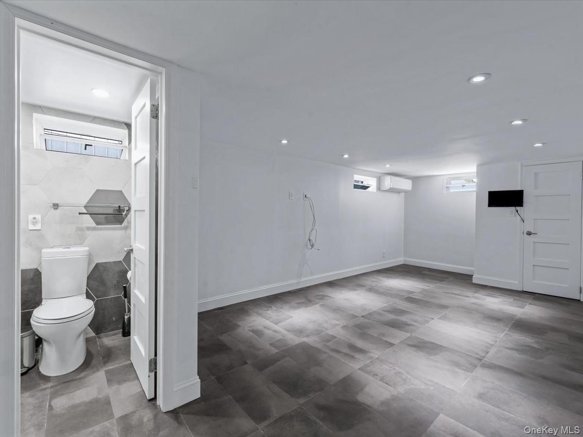 #20 photo, 16337 20th Avenue, Whitestone , NY 11357