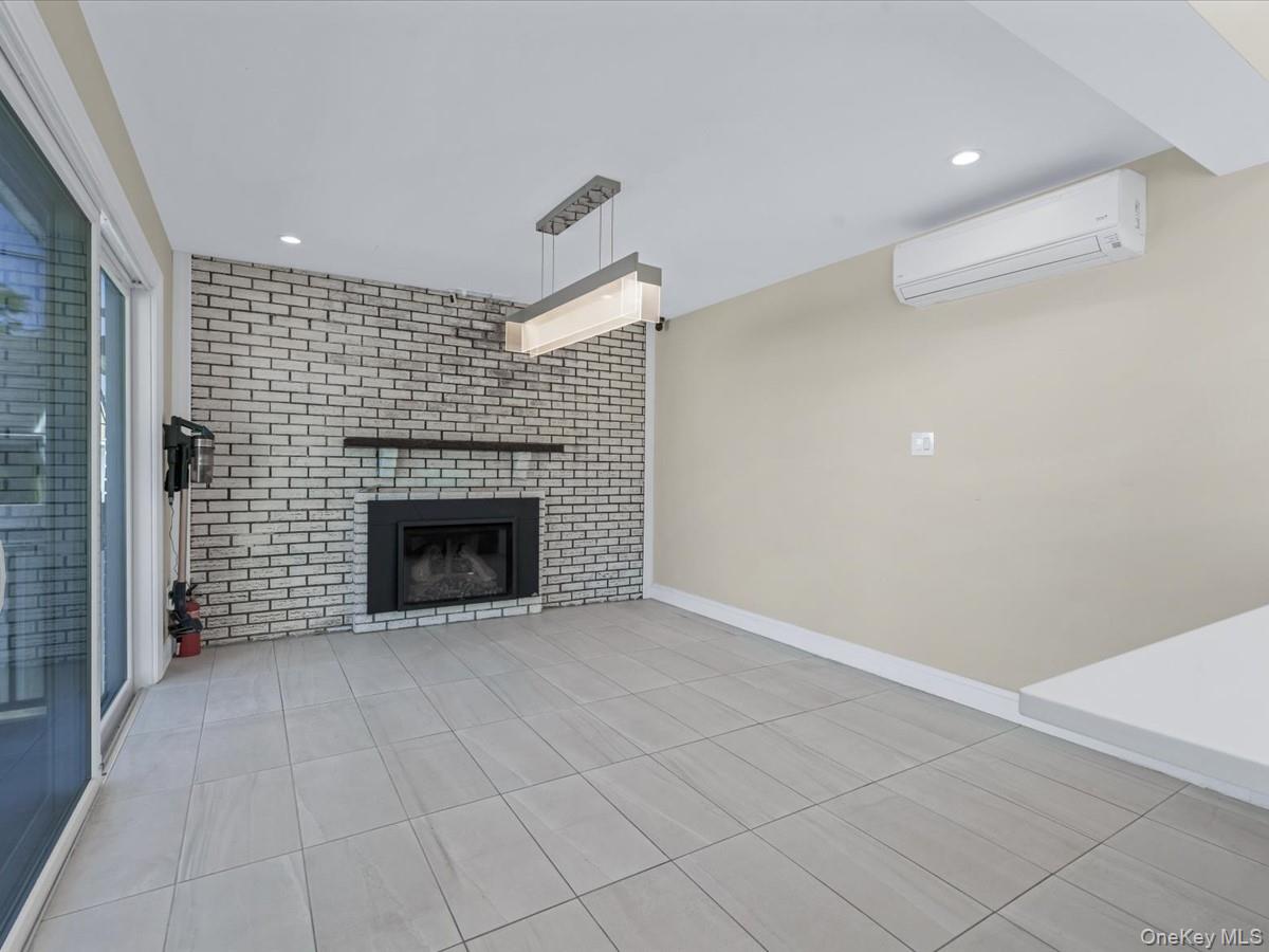 #8 photo, 16337 20th Avenue, Whitestone , NY 11357