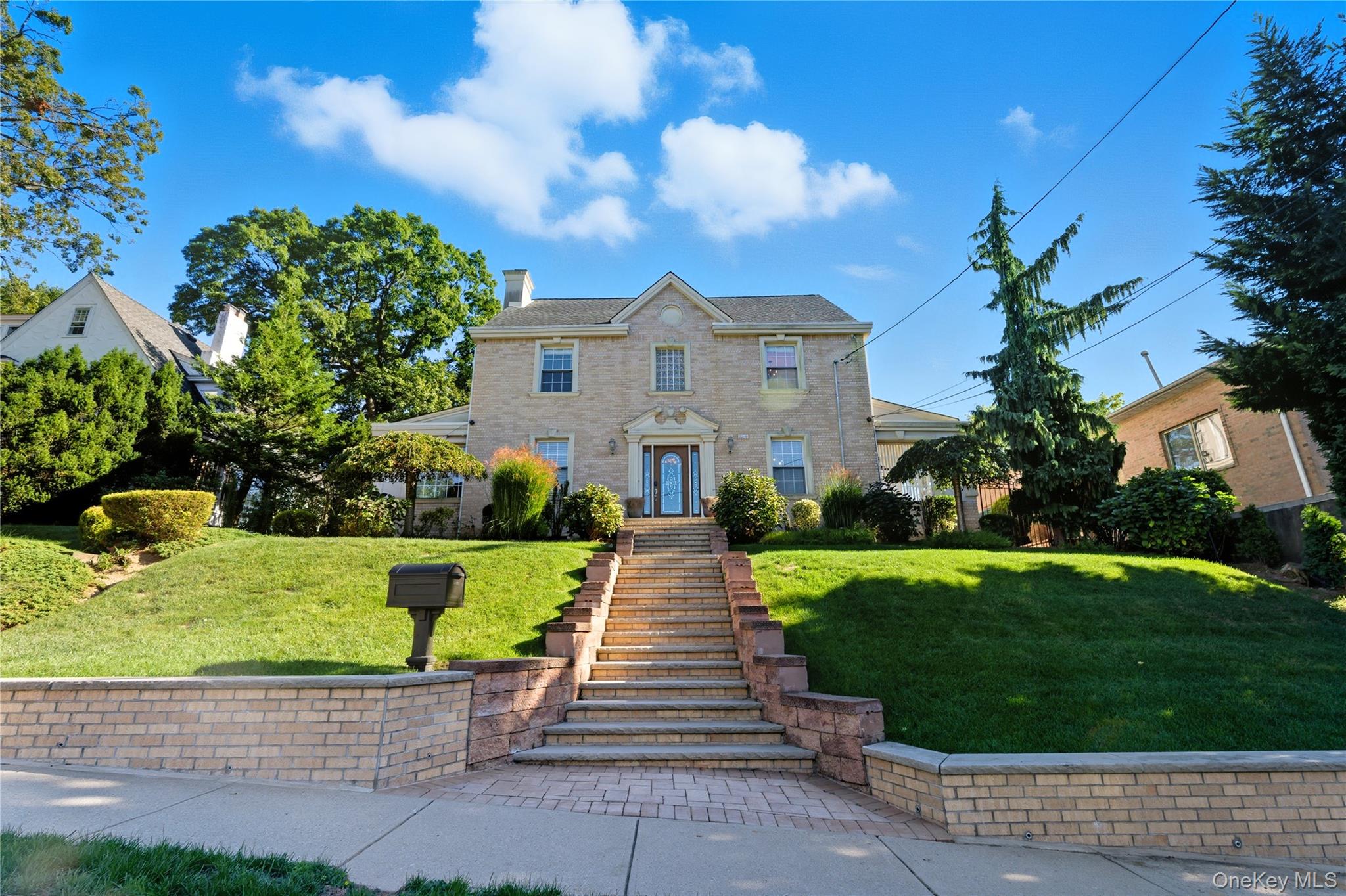 #1 photo, 255-10 Iowa Road, Little Neck , NY 11362