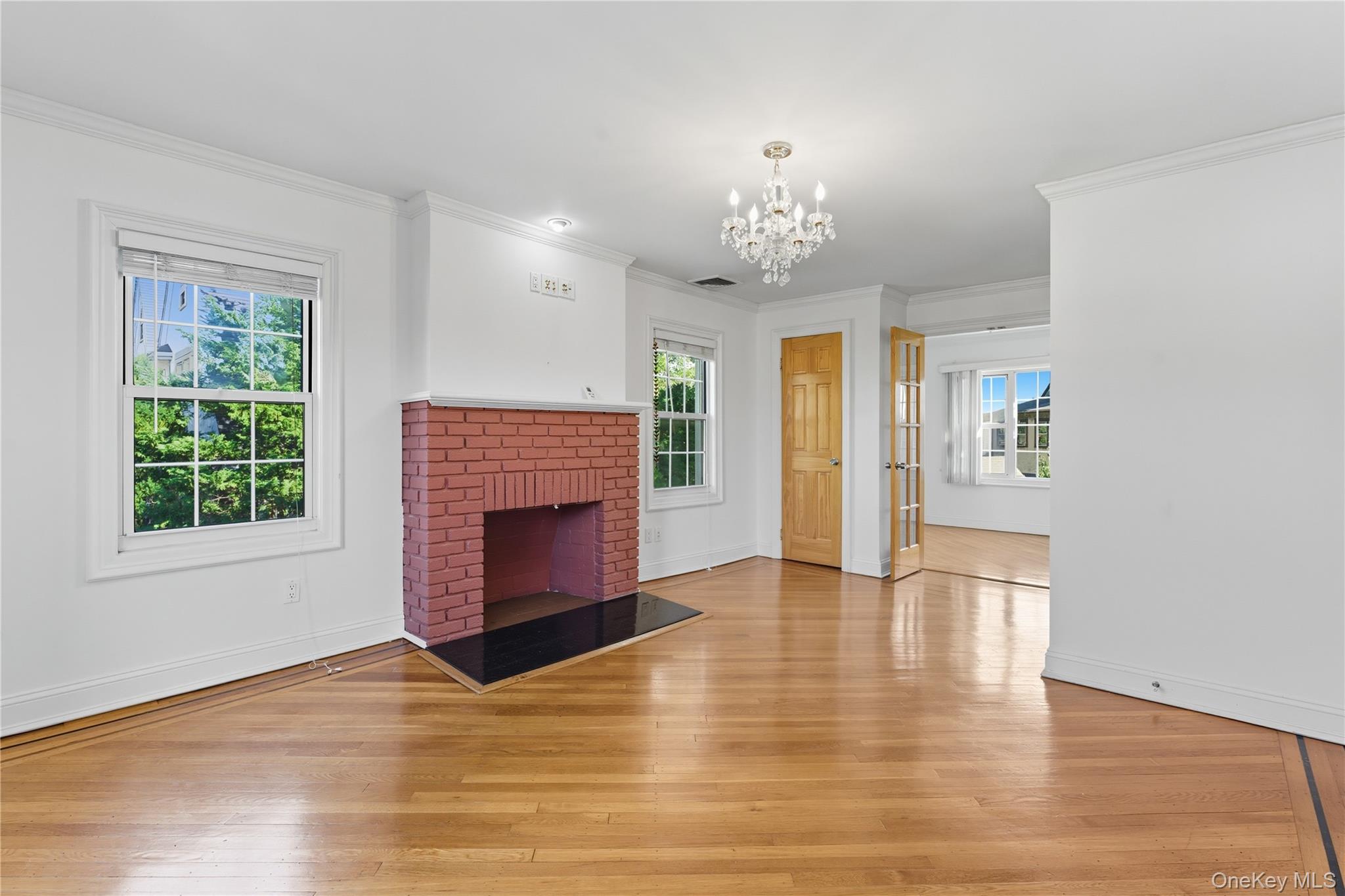 #18 photo, 255-10 Iowa Road, Little Neck , NY 11362