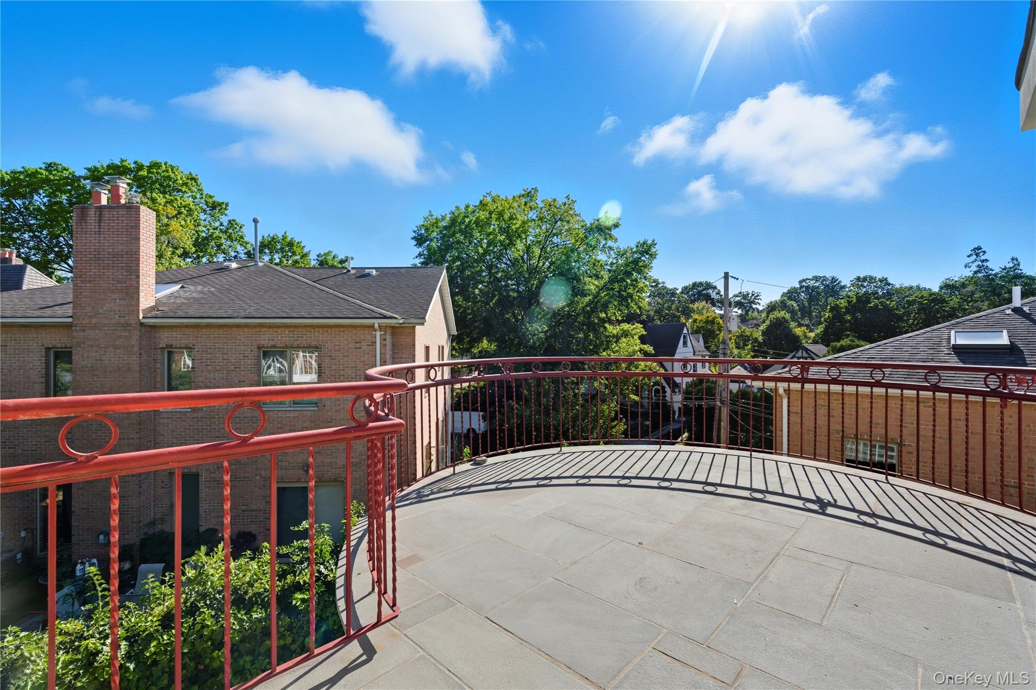 #4 photo, 255-10 Iowa Road, Little Neck , NY 11362