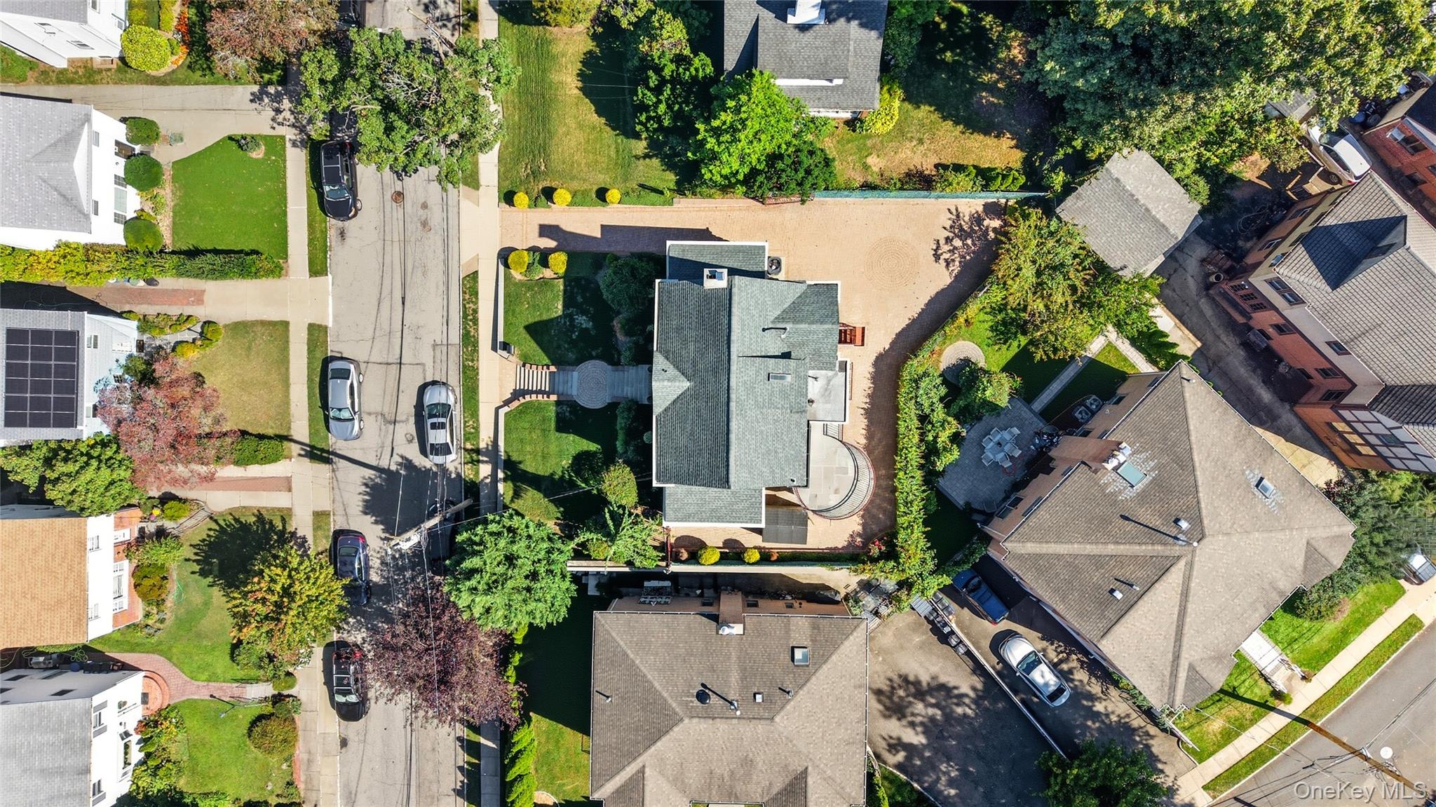 #6 photo, 255-10 Iowa Road, Little Neck , NY 11362