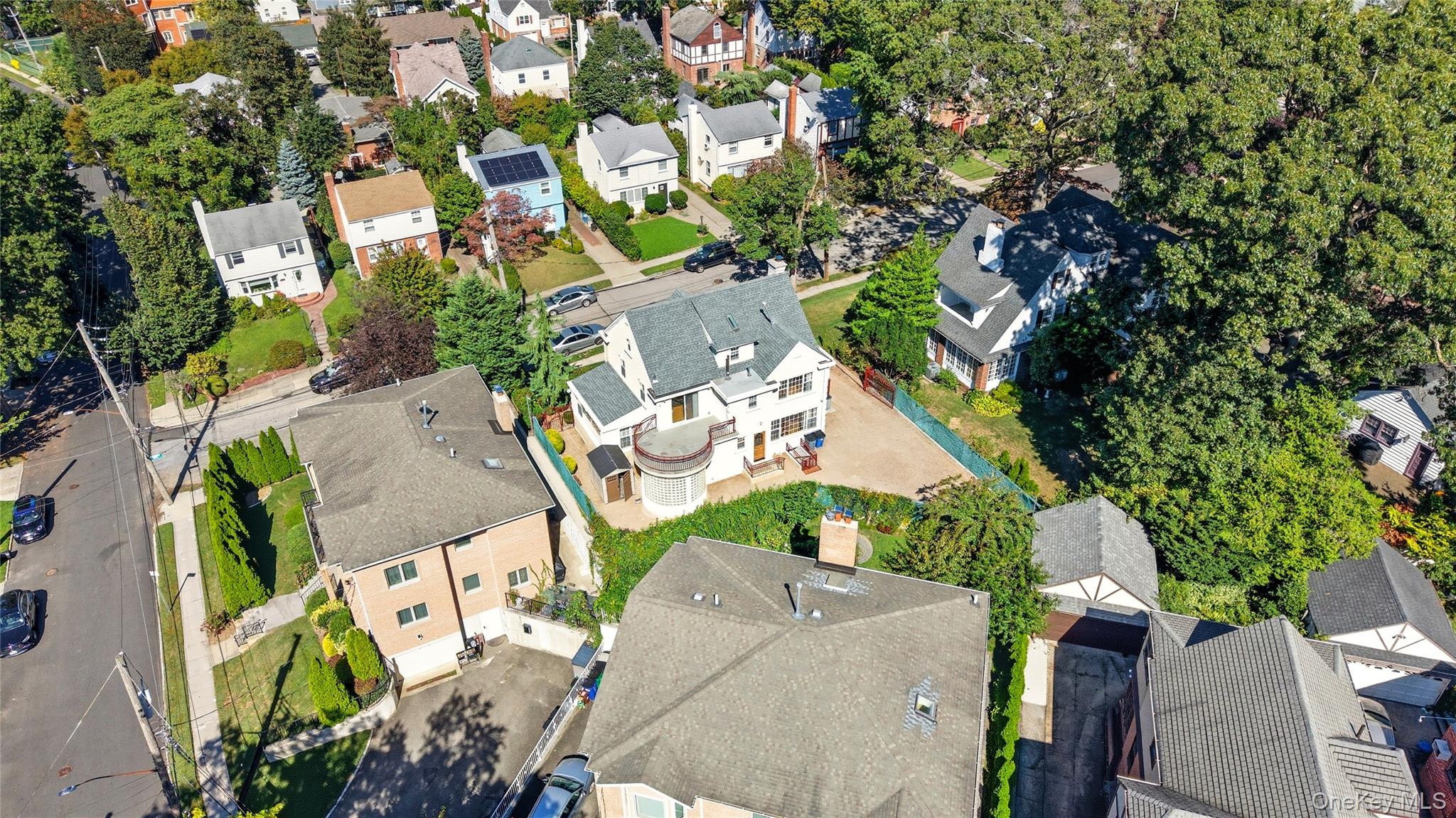 #7 photo, 255-10 Iowa Road, Little Neck , NY 11362