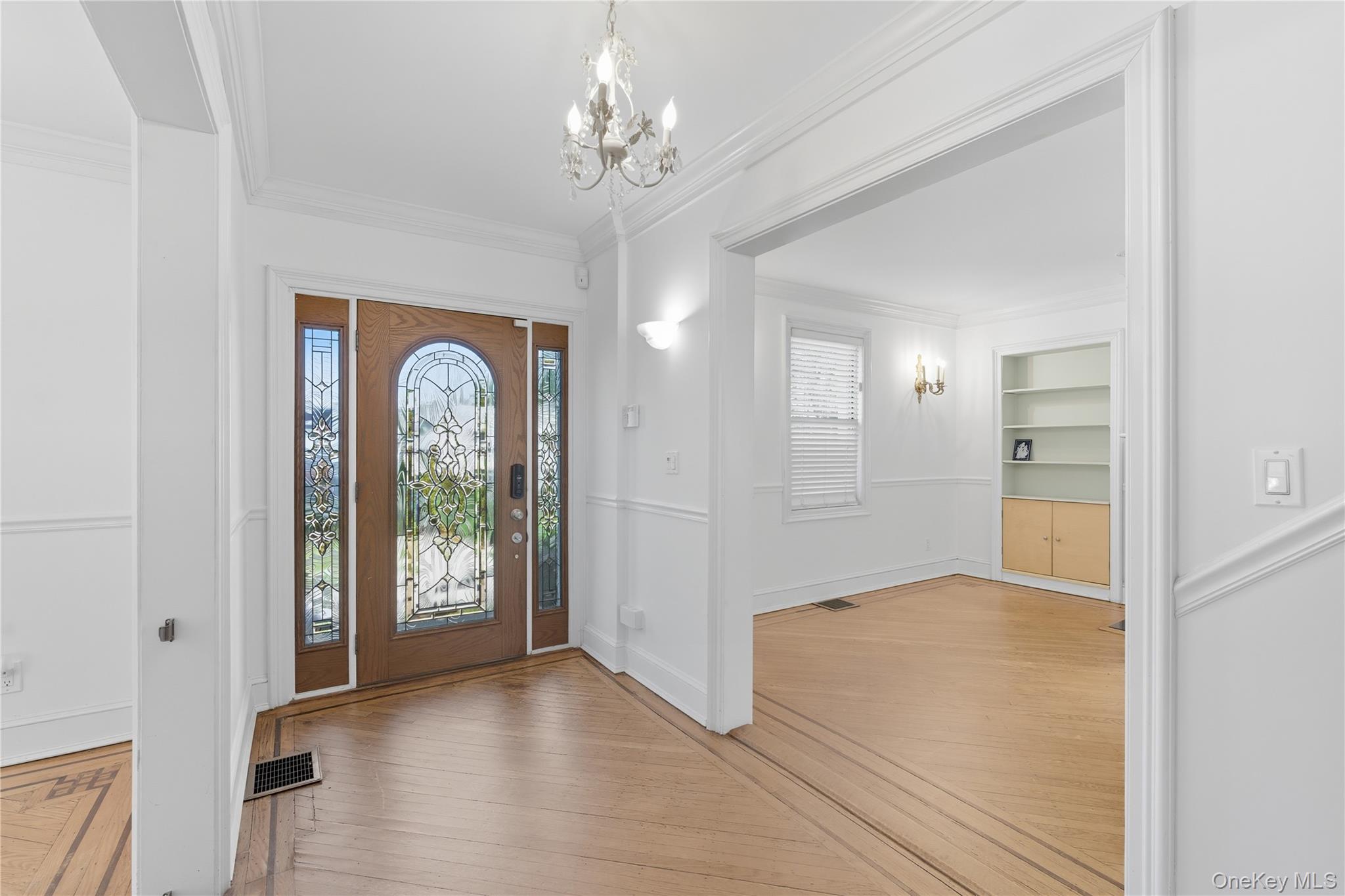 #9 photo, 255-10 Iowa Road, Little Neck , NY 11362