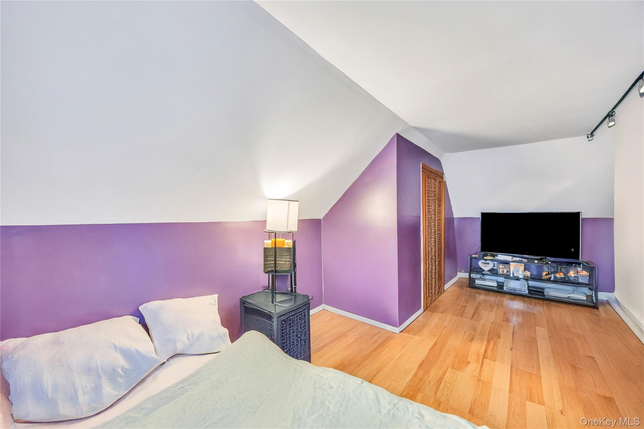 #3 photo, 16 Cloister Lane, Hicksville , NY 11801