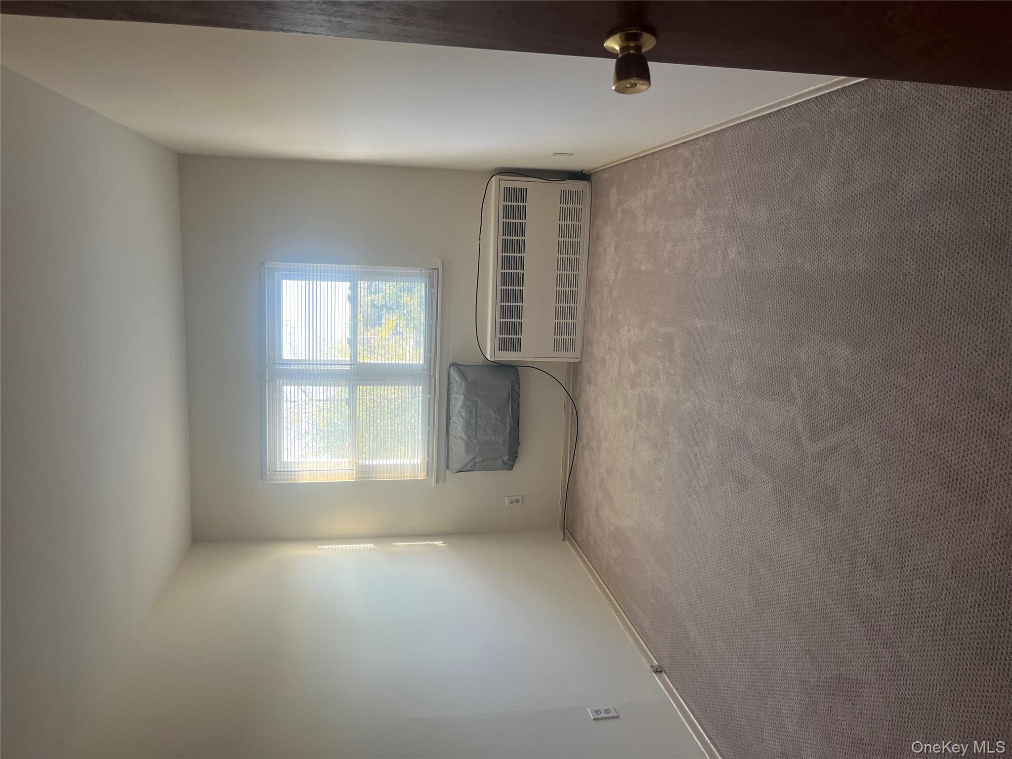 #12 photo, 26507 Hillside Avenue, Floral Park , NY 11004