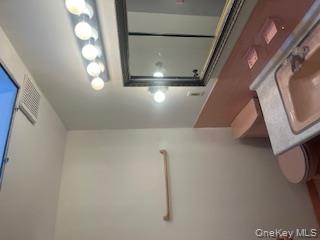 #16 photo, 26507 Hillside Avenue, Floral Park , NY 11004