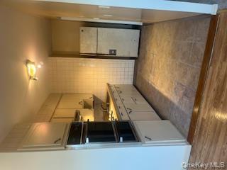 #6 photo, 26507 Hillside Avenue, Floral Park , NY 11004