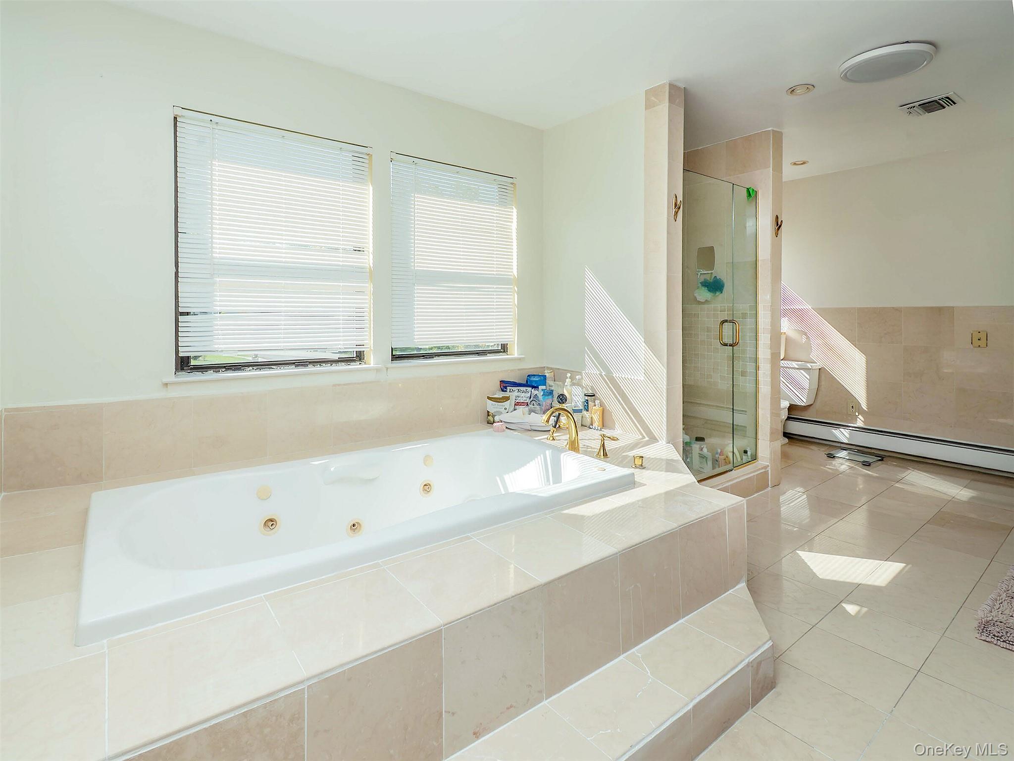 #20 photo, 32 Carriage Road, ナッソー郡 Great Neck , NY 11024