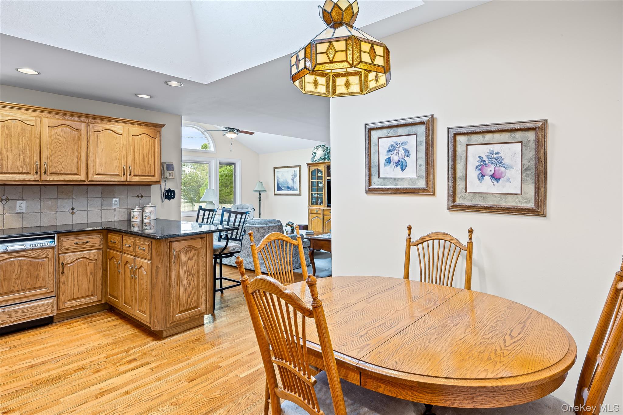 #20 photo, 3 Louis Place, Nesconset , NY 11767