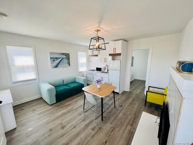 #2 photo, 833 oceanfront, ナッソー郡 Long Beach , NY 11561