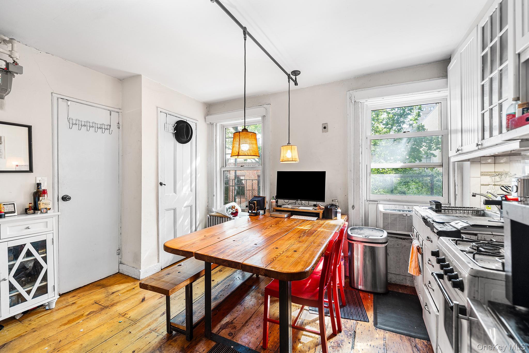 #2 photo, 340 W 11th Street, New York (Manhattan) , NY 10014