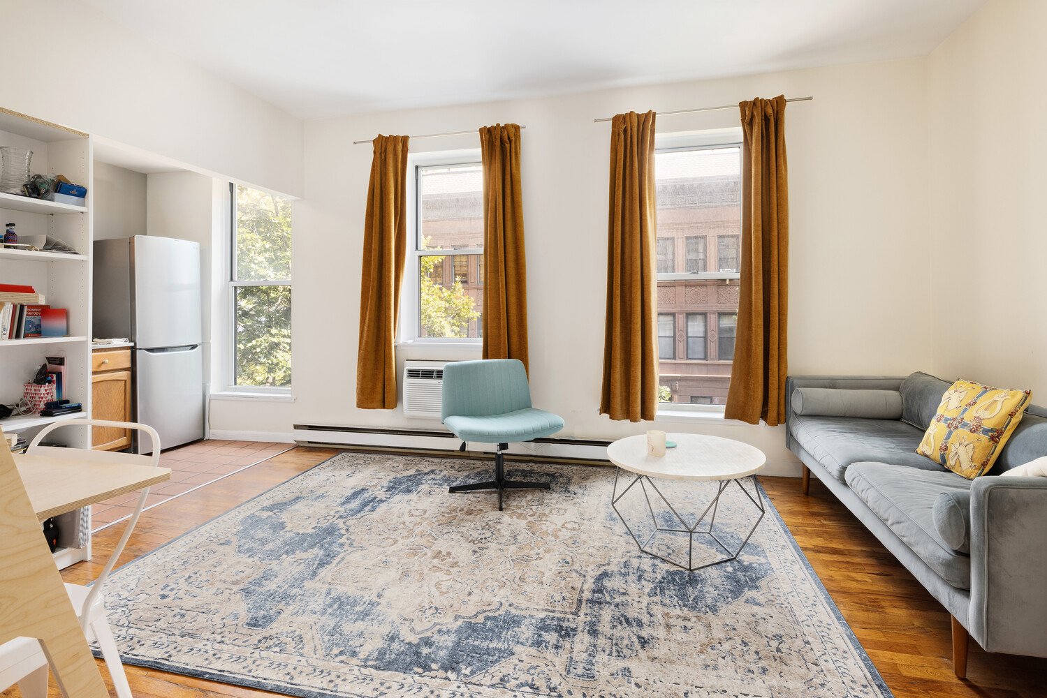 #1 photo, 320 W 84TH Street, マンハッタン Upper West Side , NY 10024