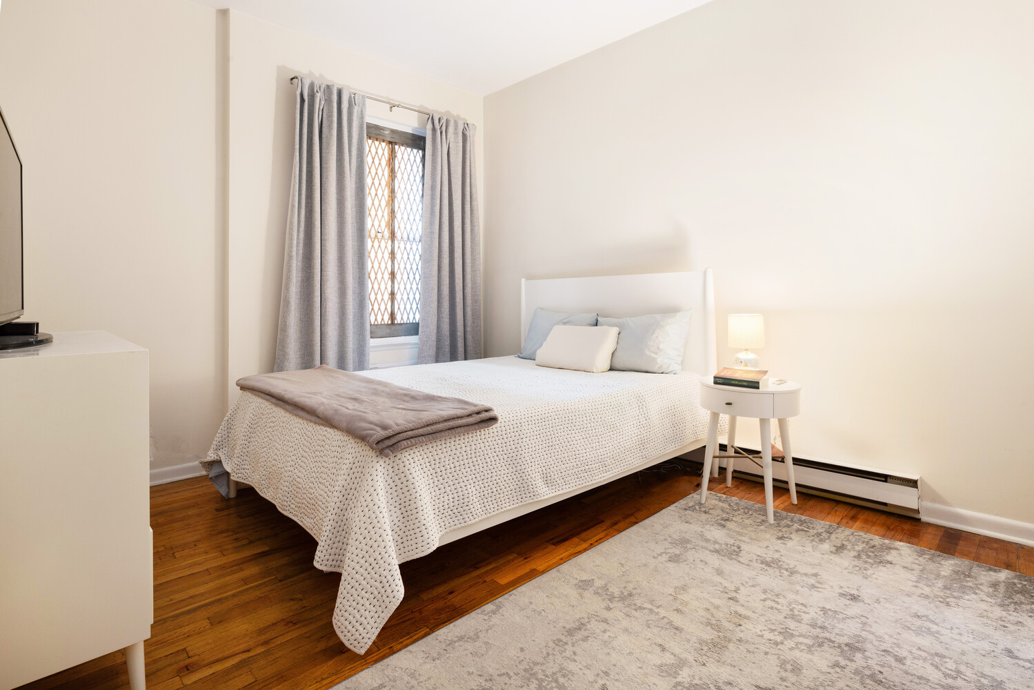 #7 photo, 320 W 84TH Street, マンハッタン Upper West Side , NY 10024