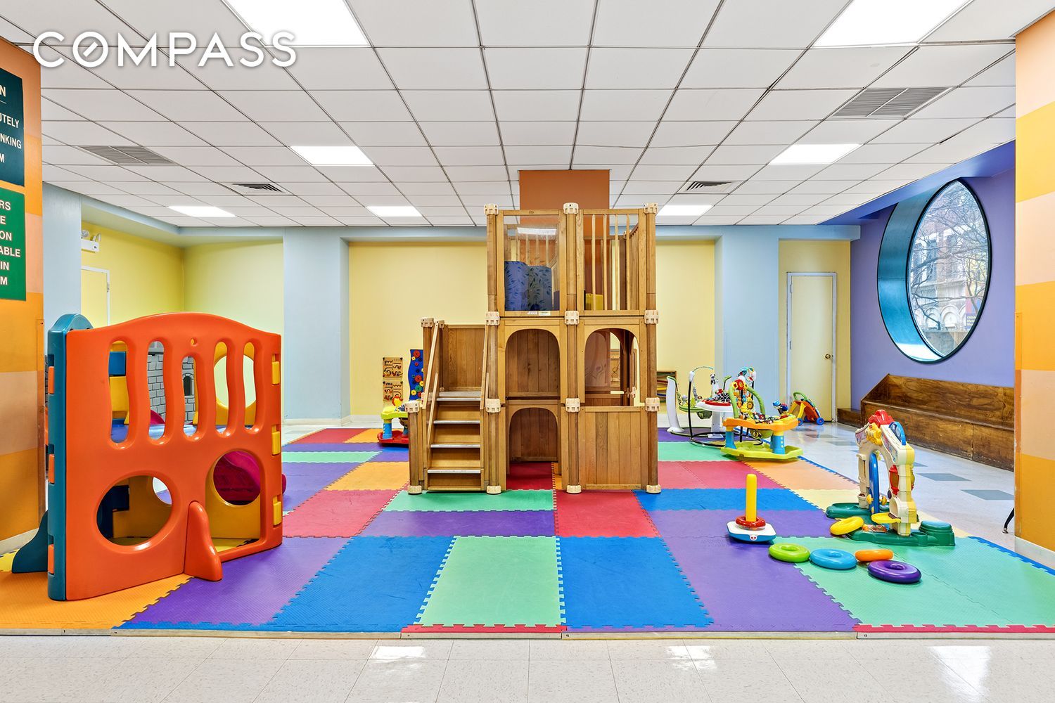 #13 photo, 225 W 83rd Street, Upper West Side , NY 10024