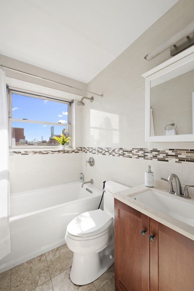 #10 photo, 137 E 36TH Street, Murray Hill , NY 10016