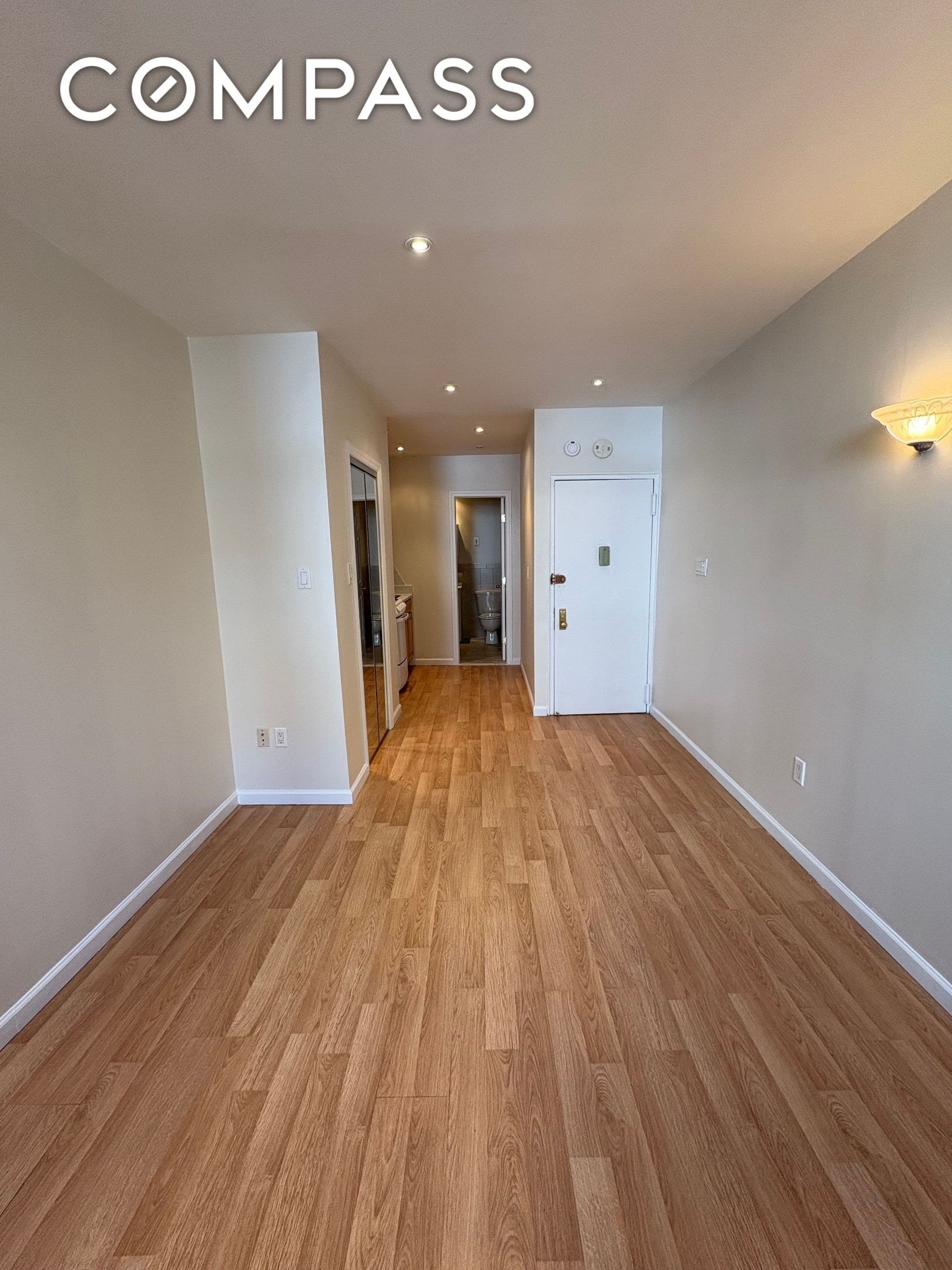 #10 photo, New York City, East Village , NY 10009