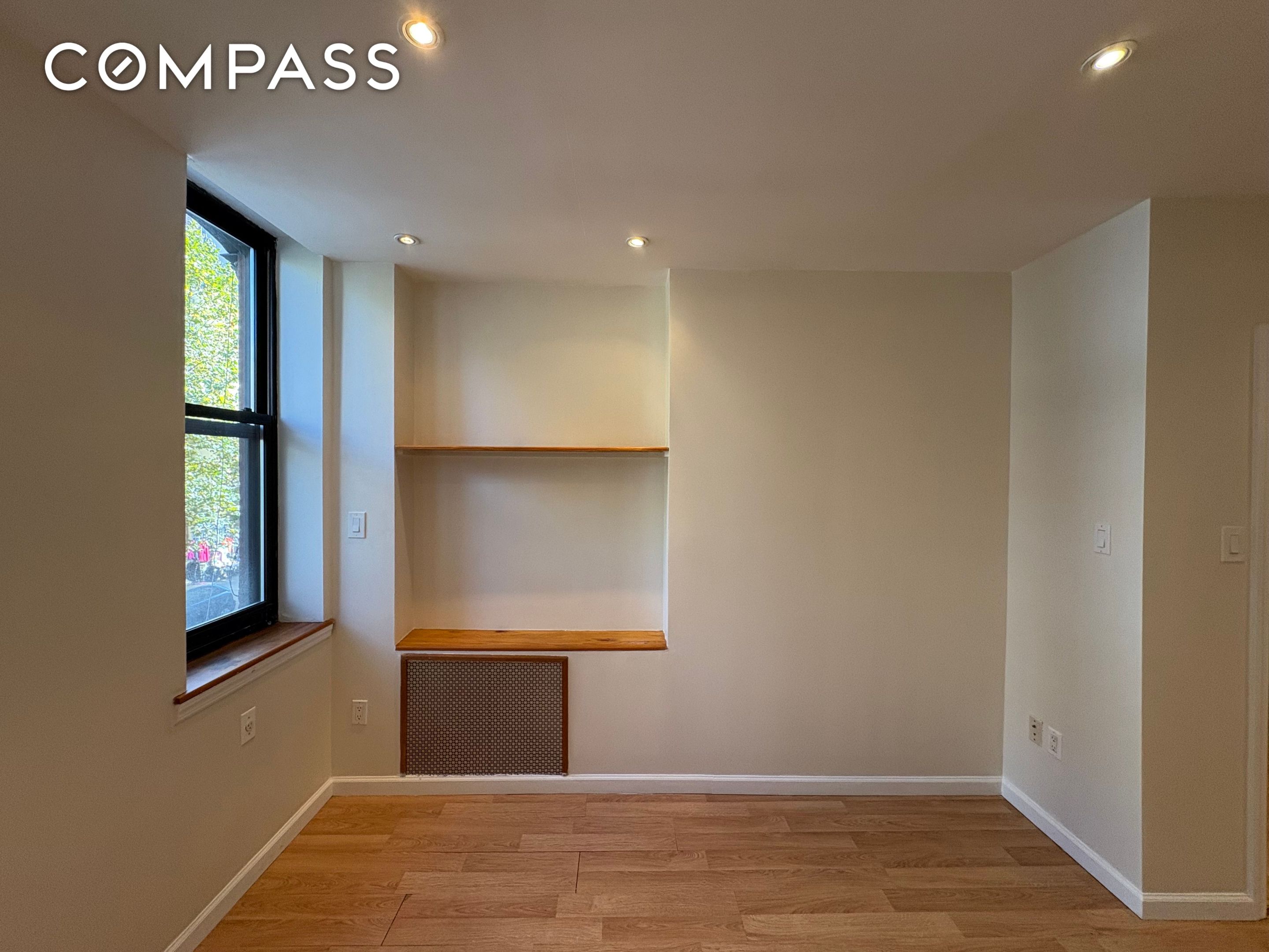 #8 photo, New York City, East Village , NY 10009