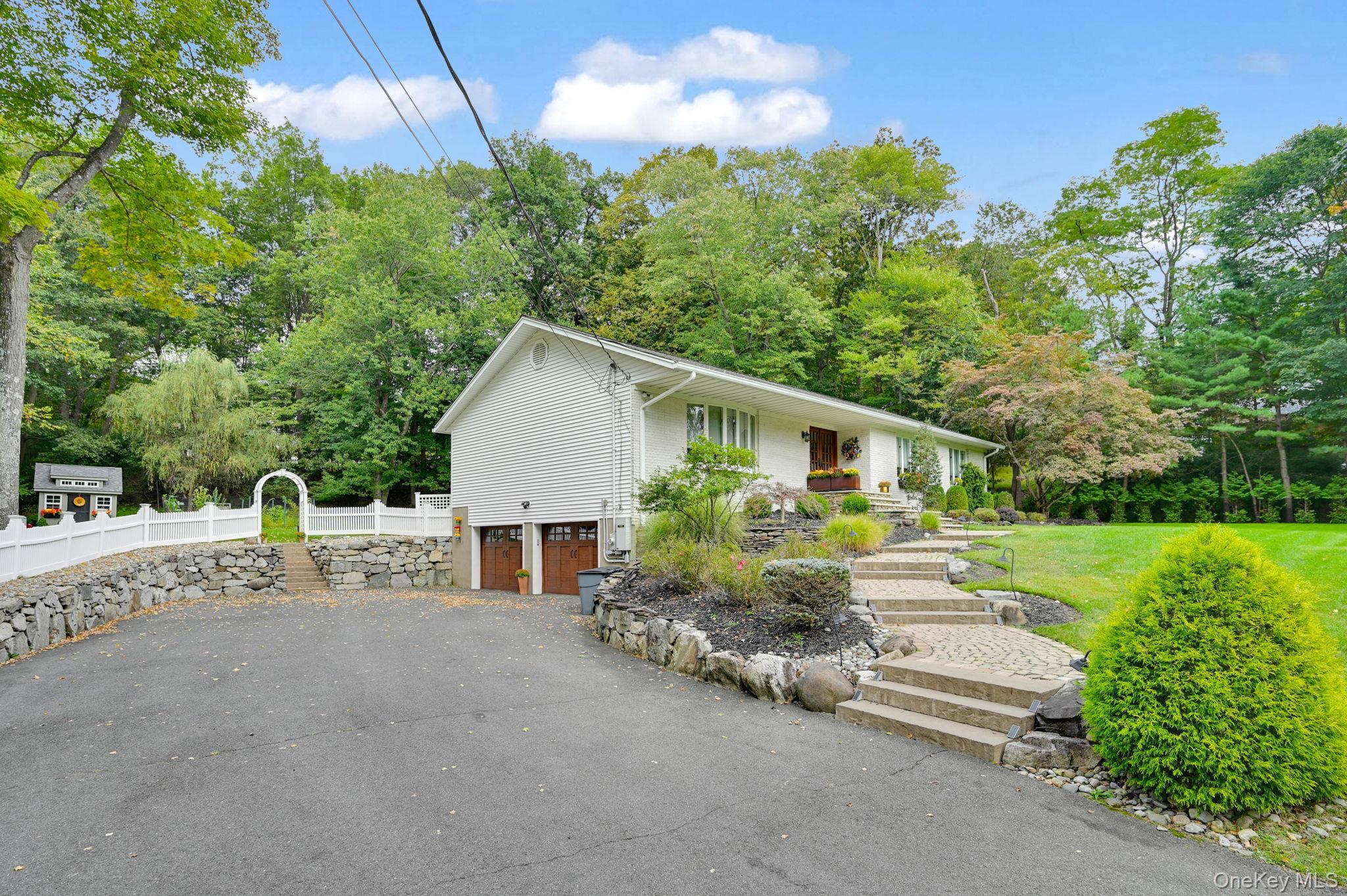 #3 photo, 15 Ramapo Lane, Chestnut Ridge , NY 10952