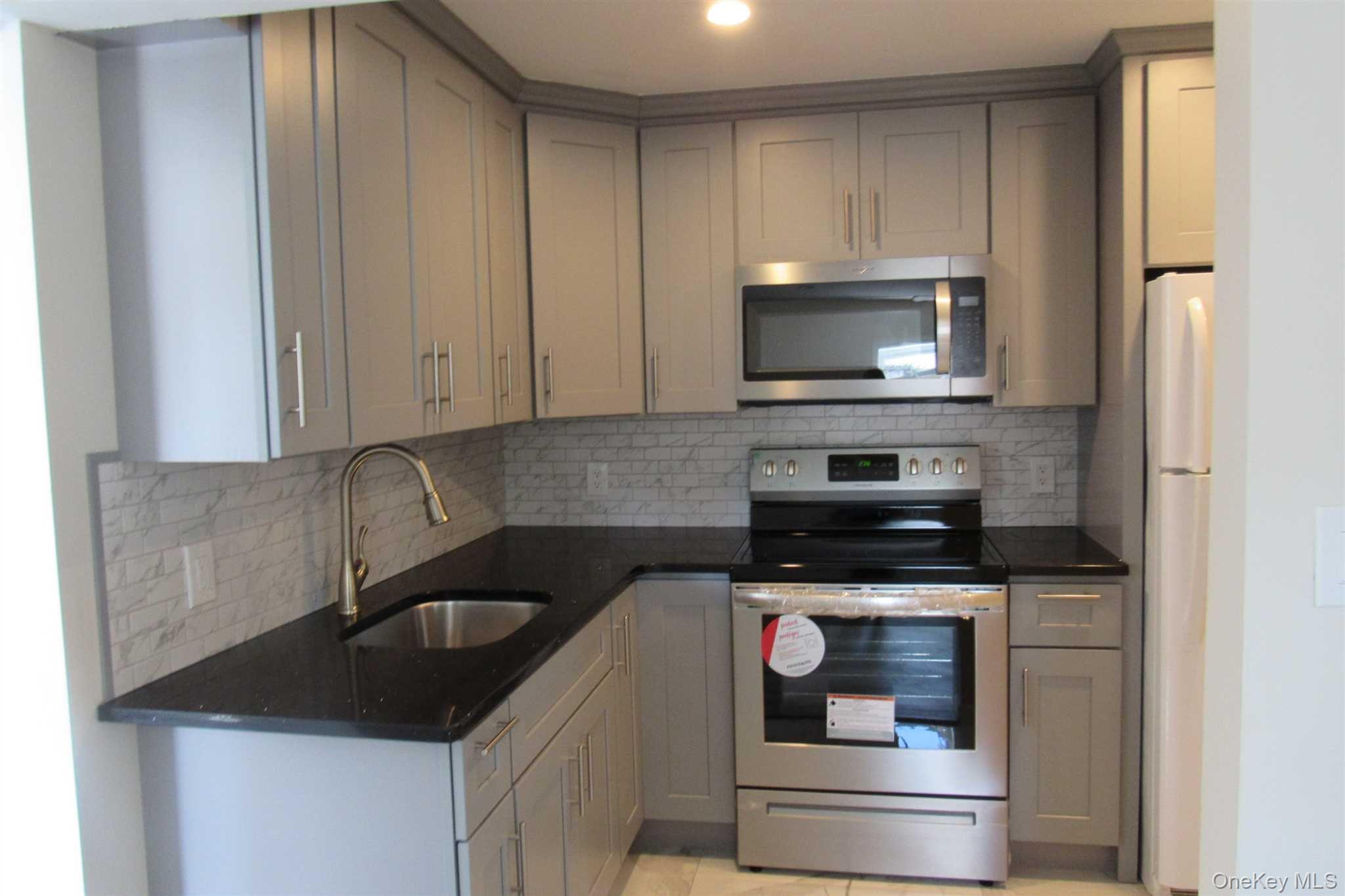 #8 photo, 1425 ROUTE 82, Hopewell Junction , NY 12533