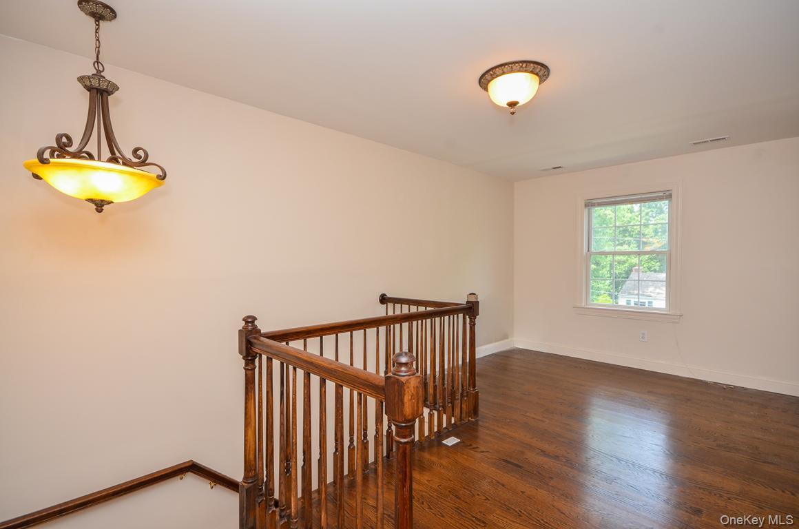 #10 photo, 404 Columbus Avenue, West Harrison , NY 10604