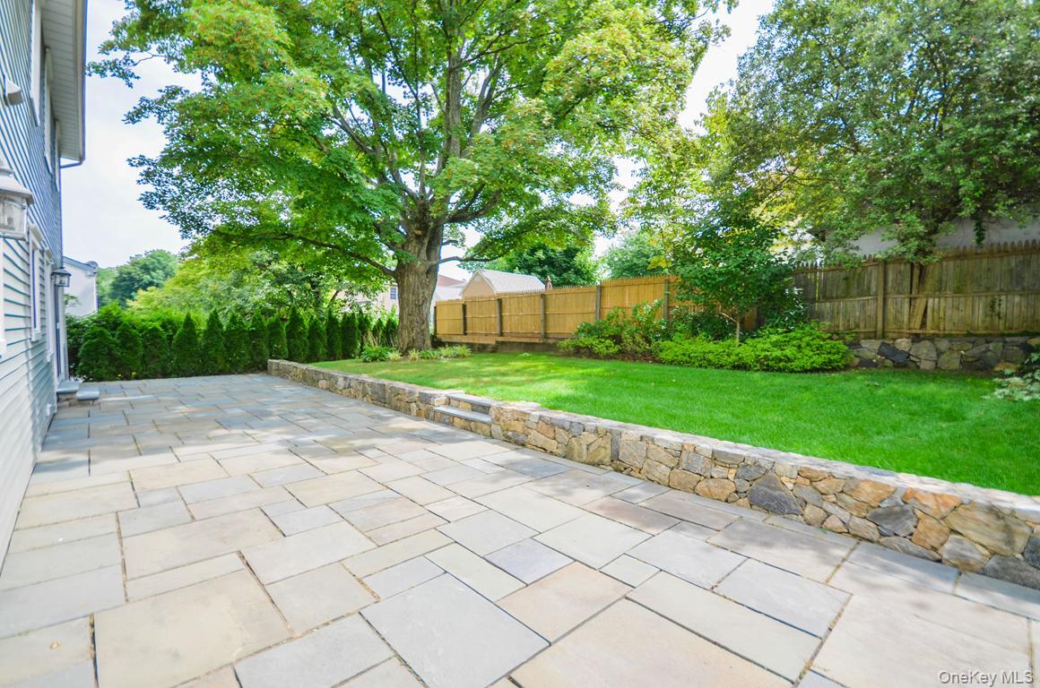 #16 photo, 404 Columbus Avenue, West Harrison , NY 10604