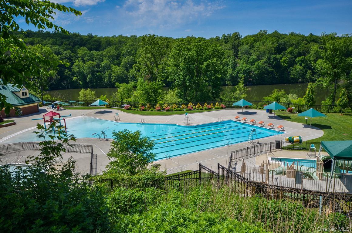 #19 photo, 404 Columbus Avenue, West Harrison , NY 10604