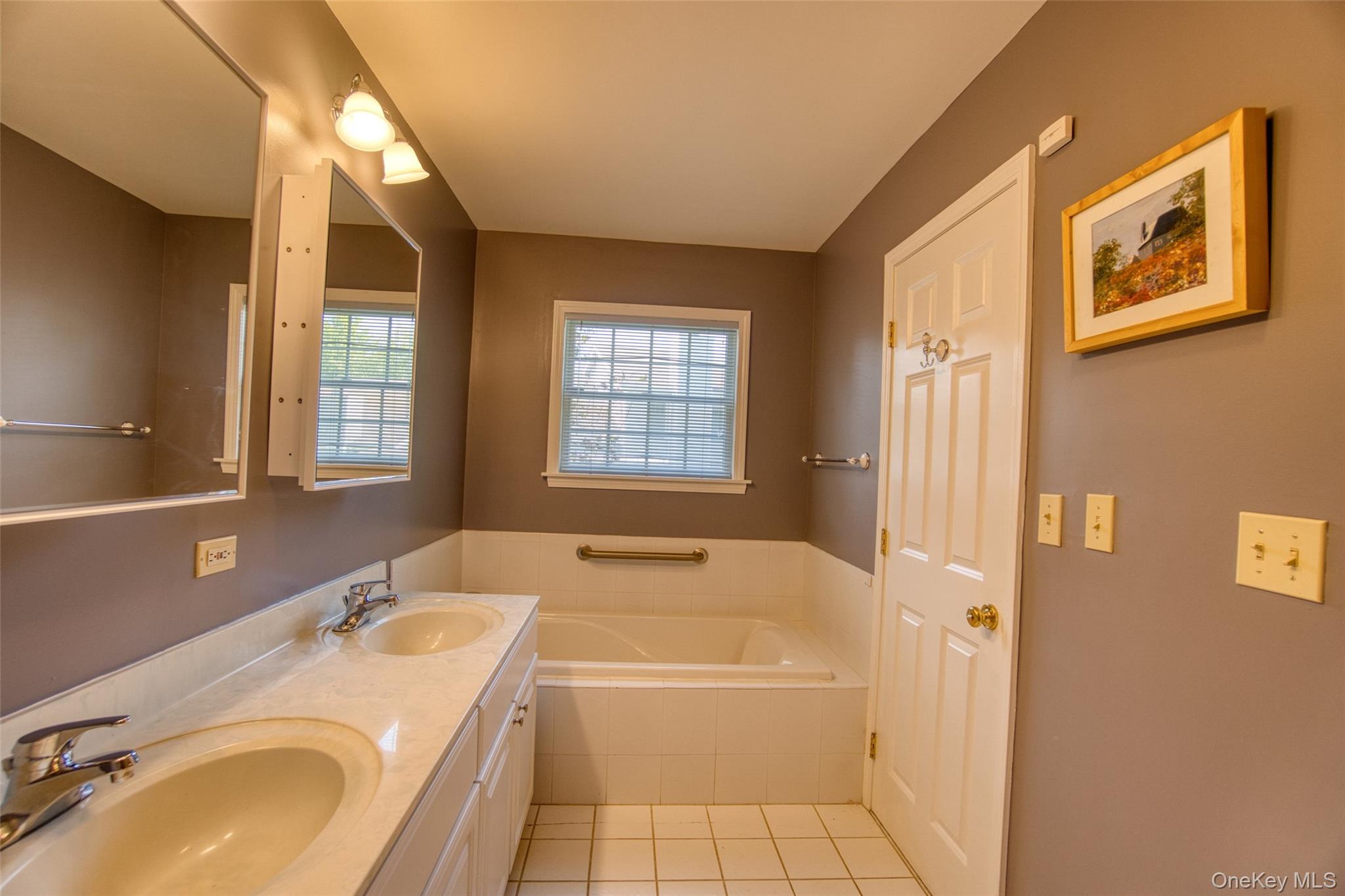 #19 photo, 208 Cinnamon Circle, Rhinebeck , NY 12572