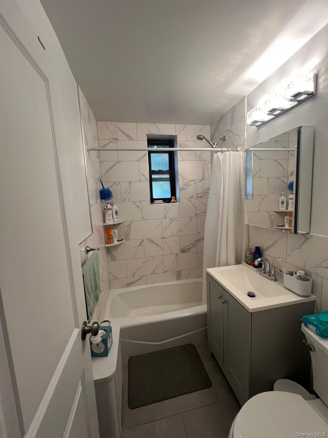 #12 photo, 342 Richbell, Mamaroneck , NY 10543