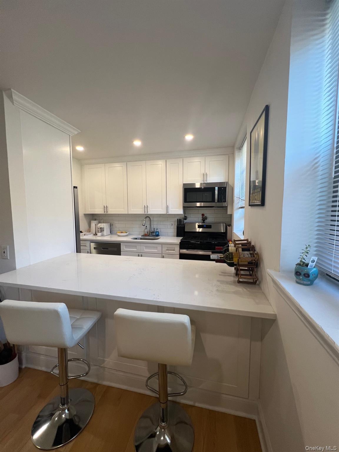 #9 photo, 342 Richbell, Mamaroneck , NY 10543