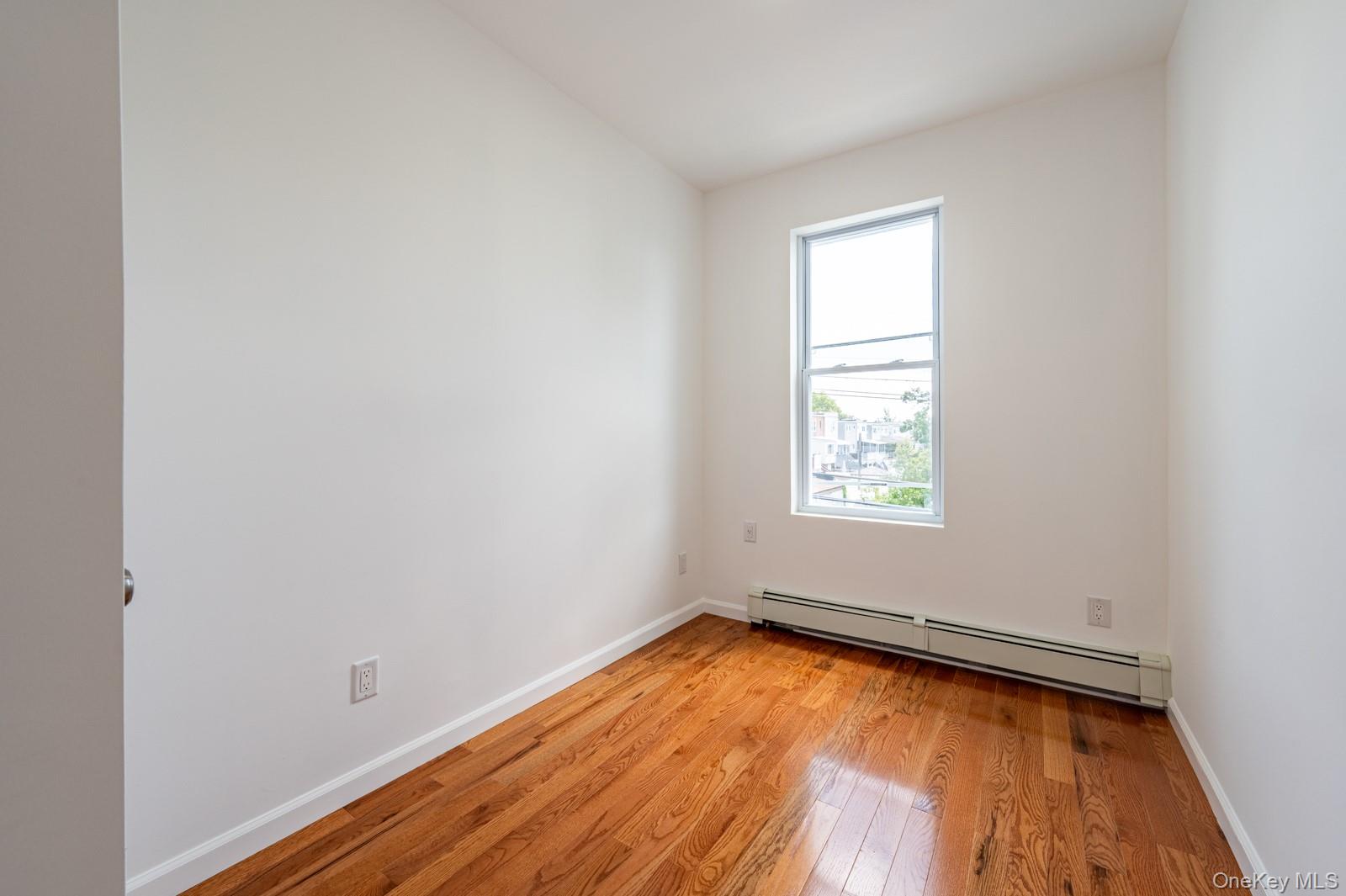 #16 photo, 2857 Lawton Avenue, Bronx , NY 10465