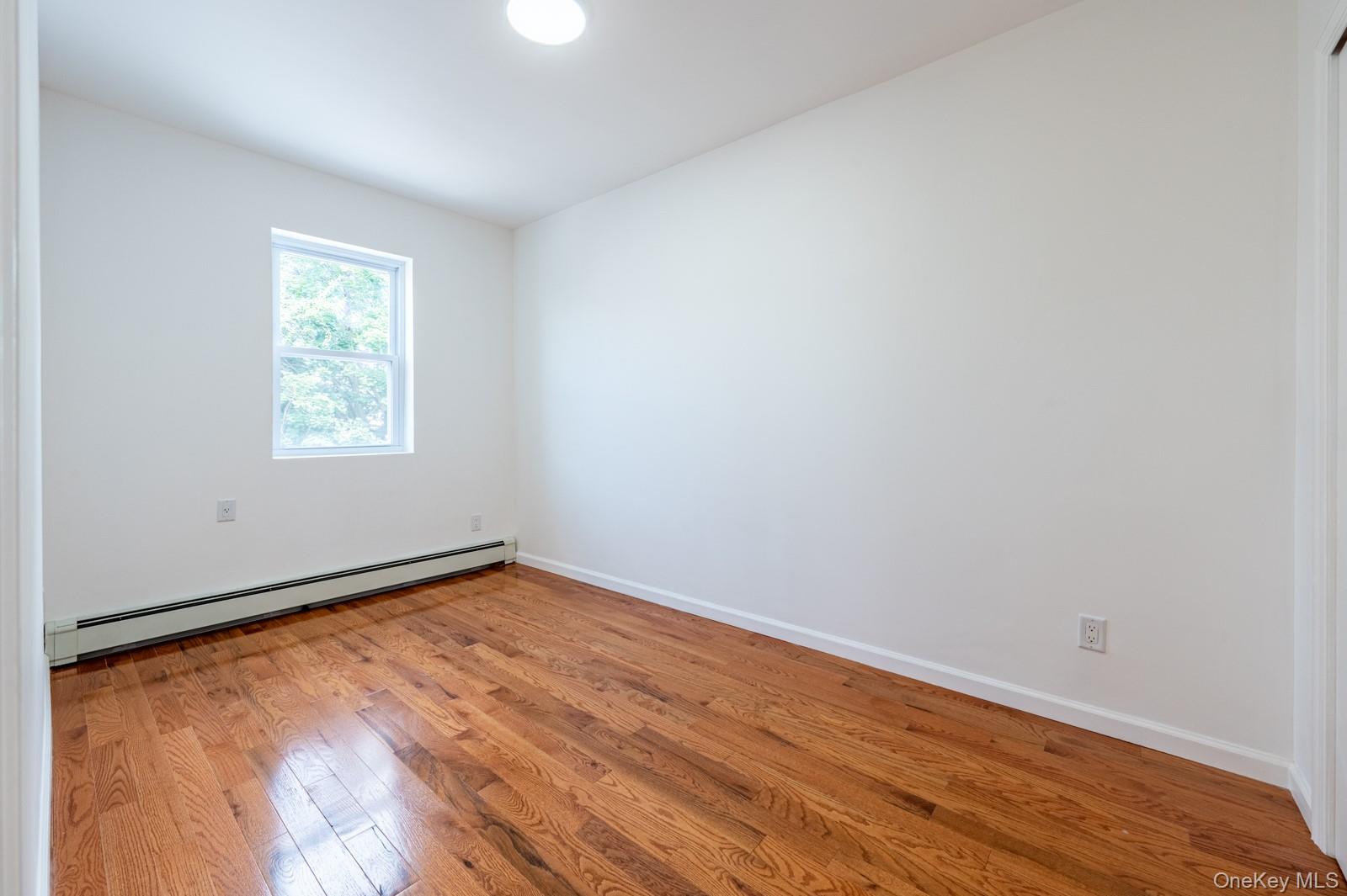 #19 photo, 2857 Lawton Avenue, Bronx , NY 10465