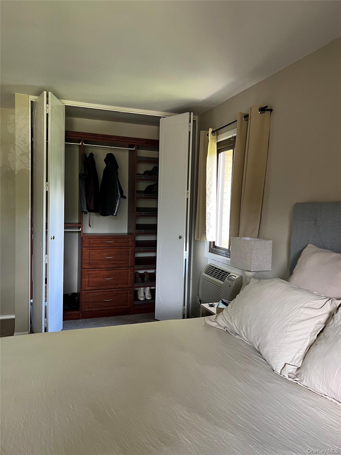 #10 photo, 10 Oakwood Terrace, New Windsor , NY 12553