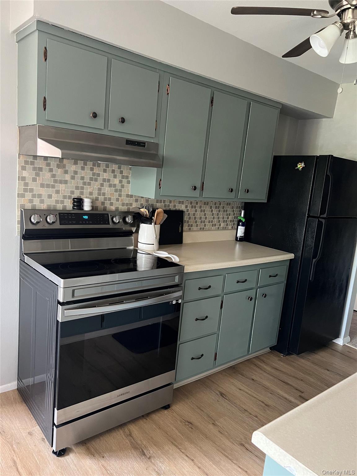 #2 photo, 10 Oakwood Terrace, New Windsor , NY 12553