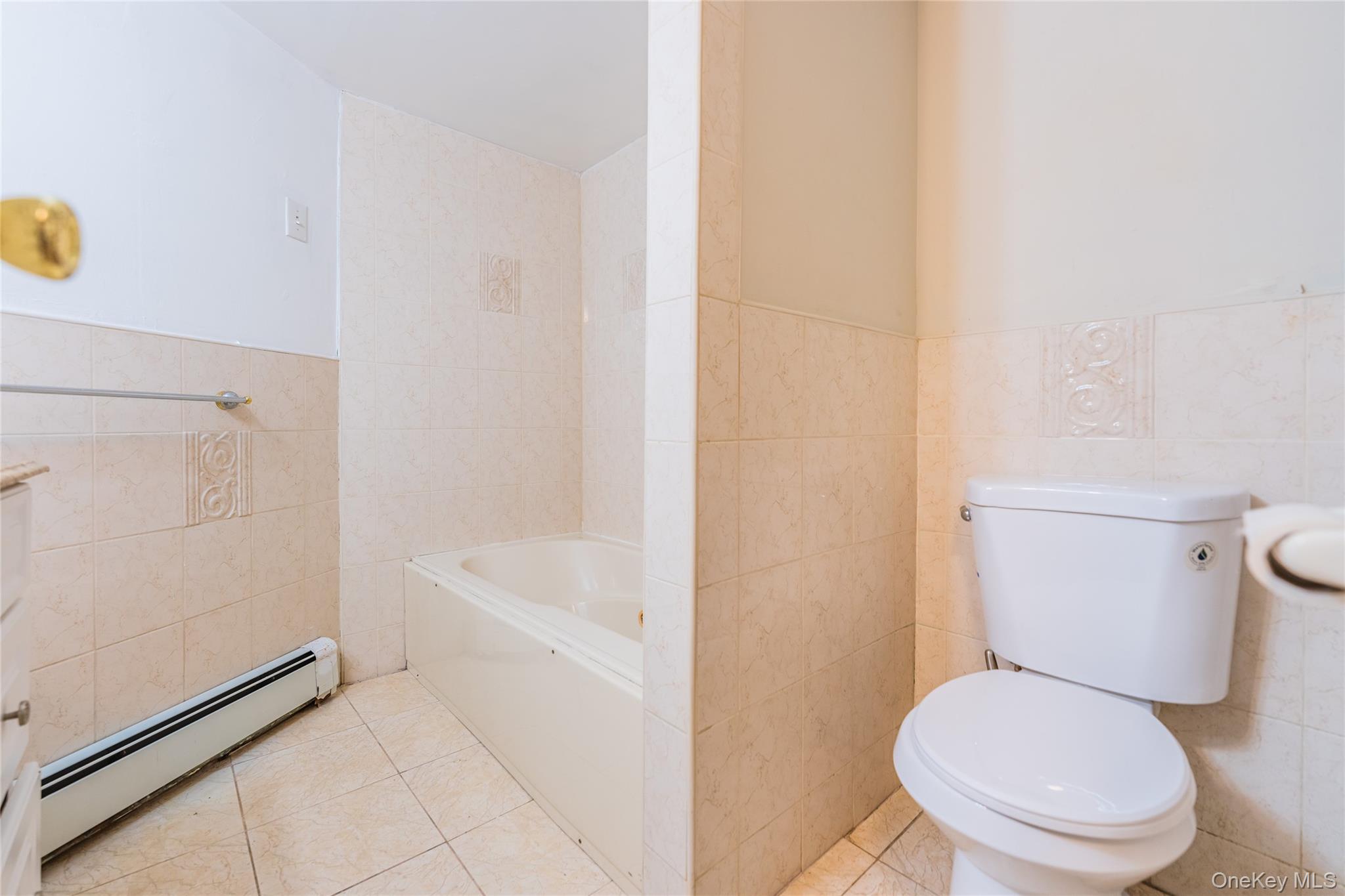 #14 photo, 1253 Raymond Road, ナッソー郡 North Bellmore , NY 11710