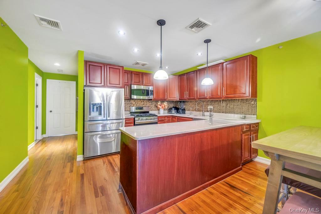 #12 photo, 10314 Rockaway Beach Boulevard, クイーンズ区 Rockaway Beach , NY 11694