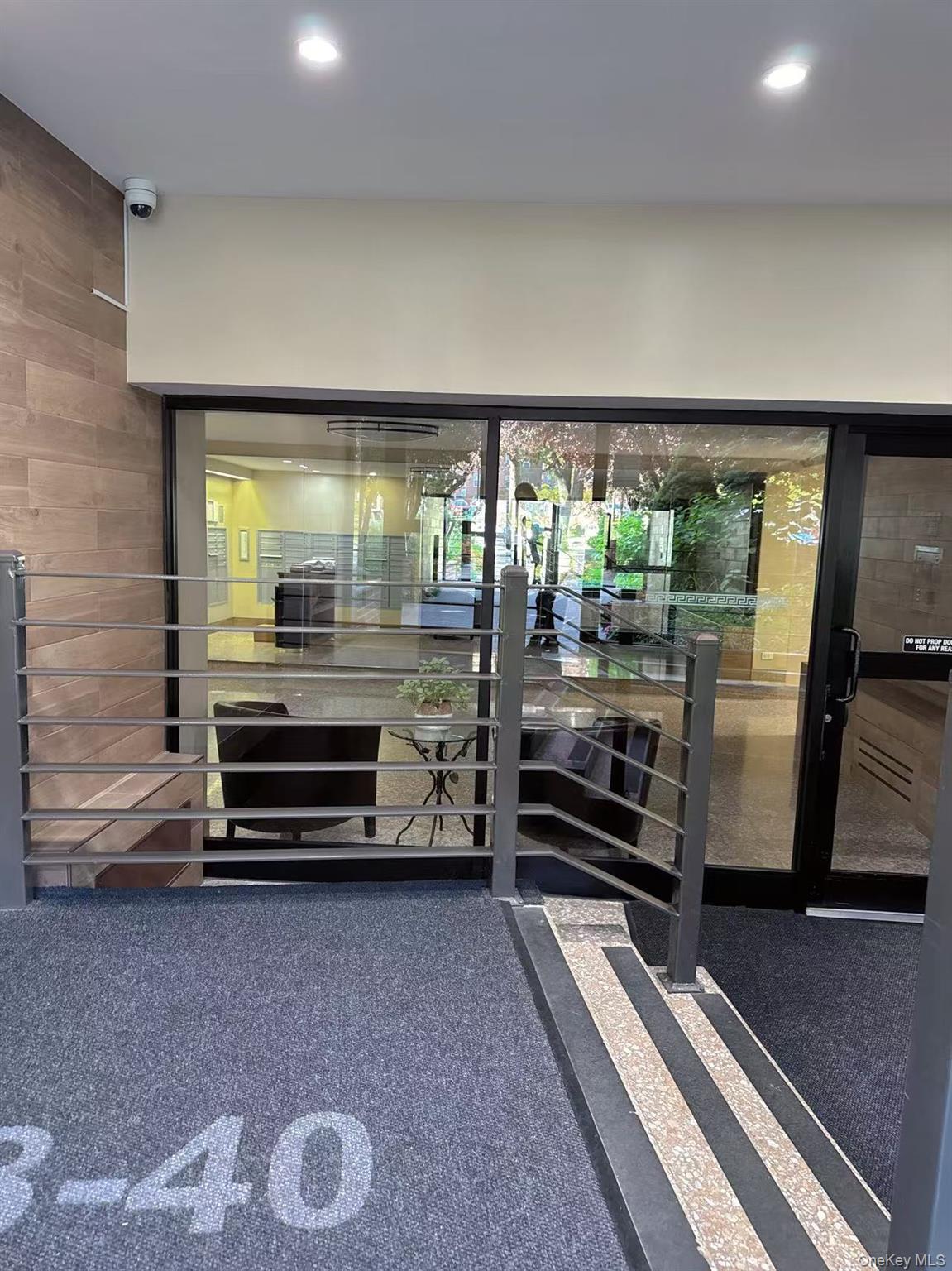 #18 photo, 18-40 211st Street, クイーンズ区 Bayside , NY 11360