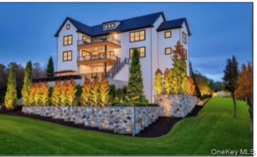 #3 photo, 91 Fernwood Lane, Flower Hill , NY 11576